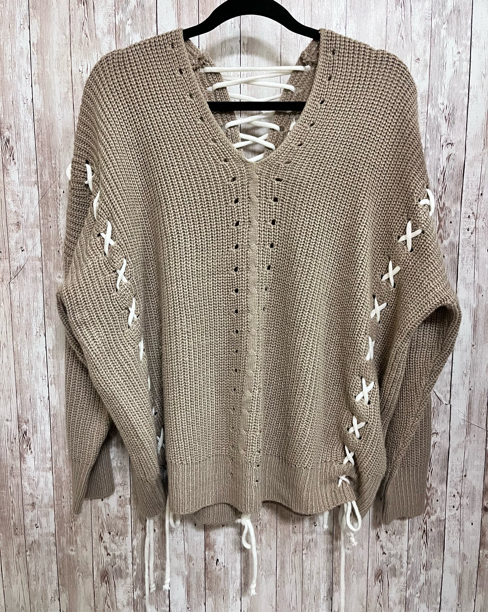 ANDRE Size S Taupe Sweater