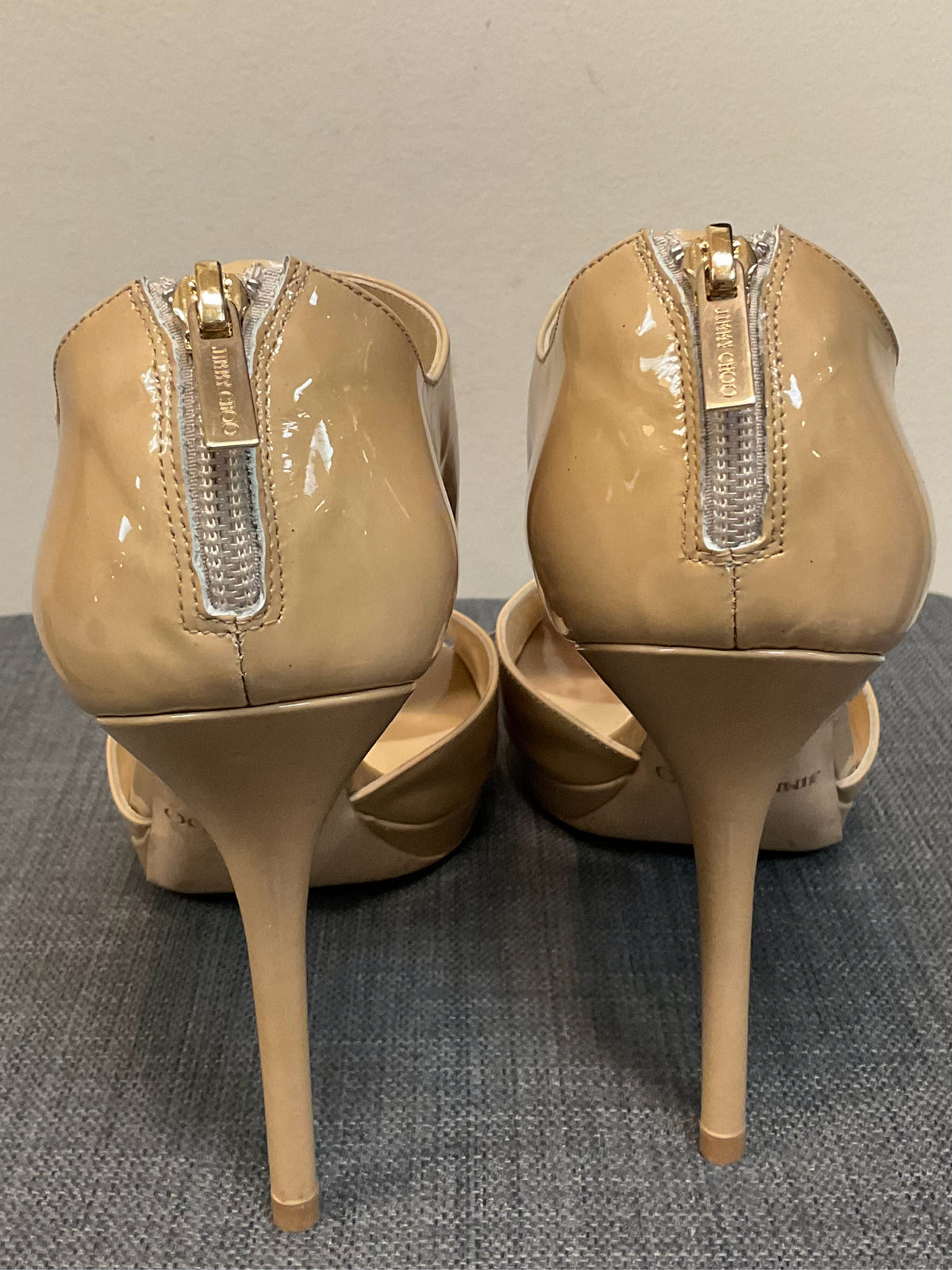 8 JIMMY CHOO Nude SHOES