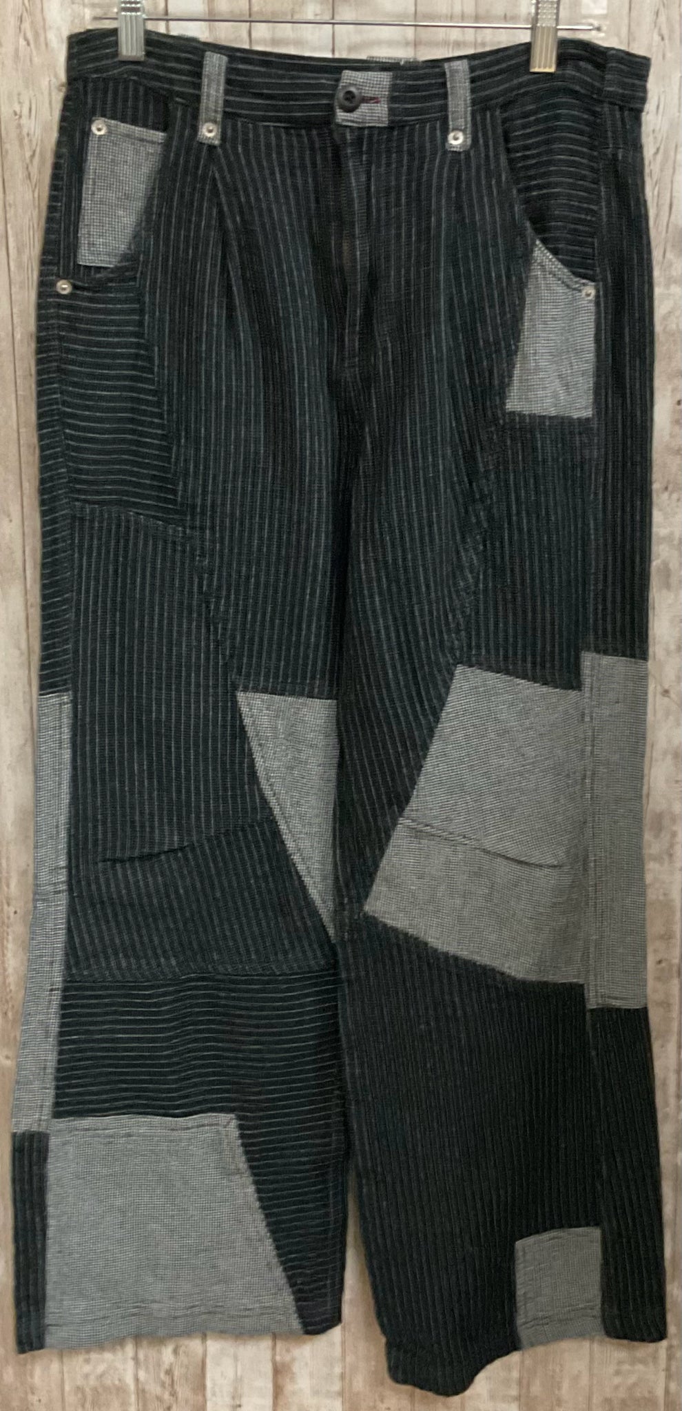 Size 10 FREE PEOPLE Black Print Pants