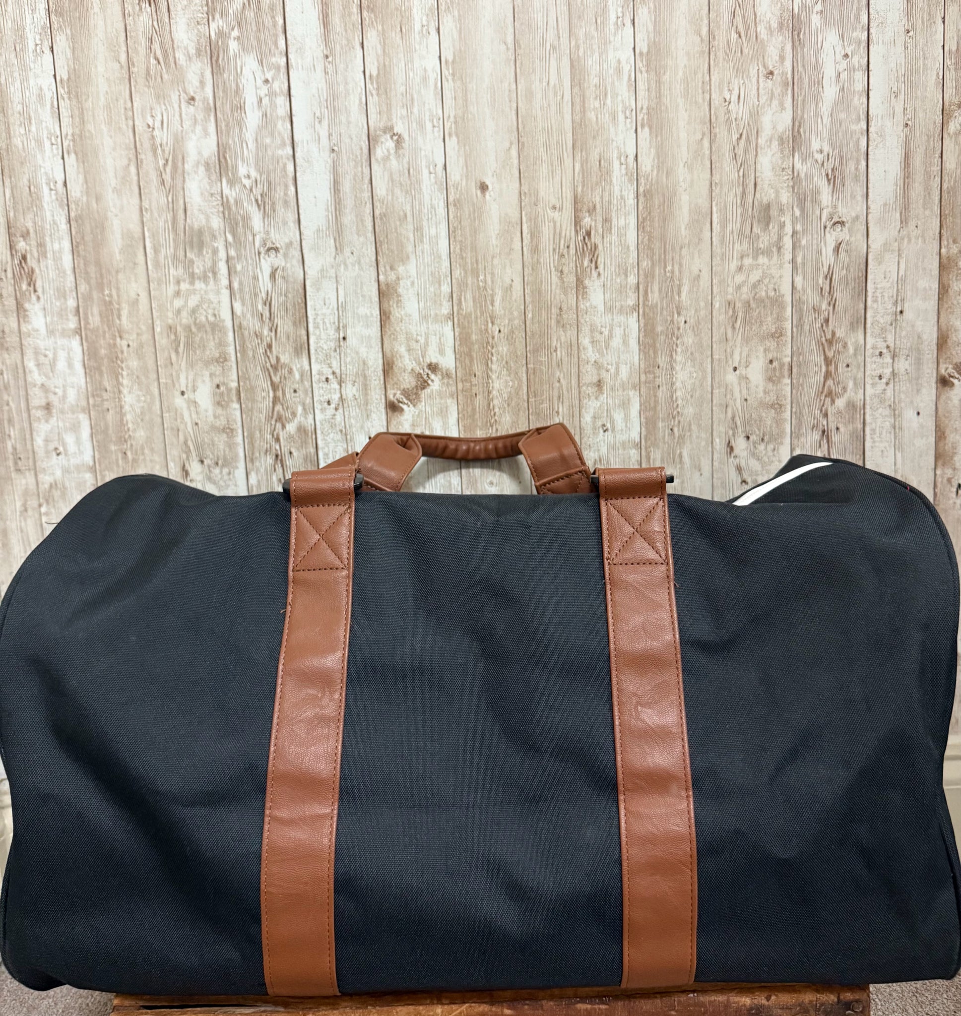 HERSCHEL LUGGAGE