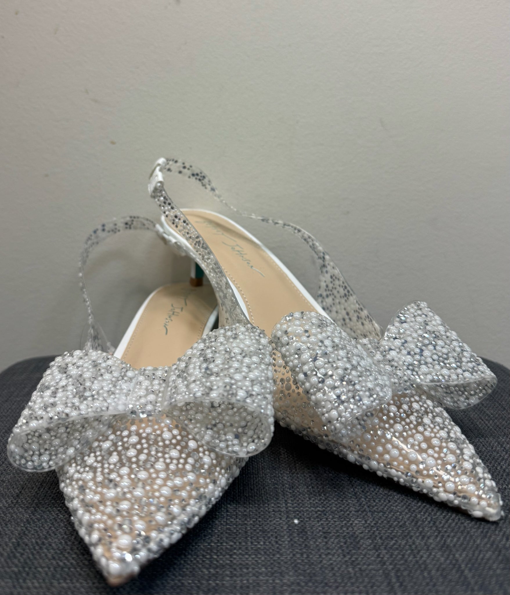 8.5 BETSEY JOHNSON PEARL MULTI SHOES