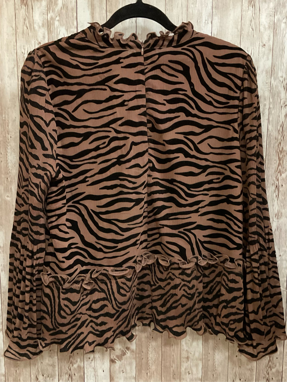 Size L THML TAN AND BLACK PRINT Top