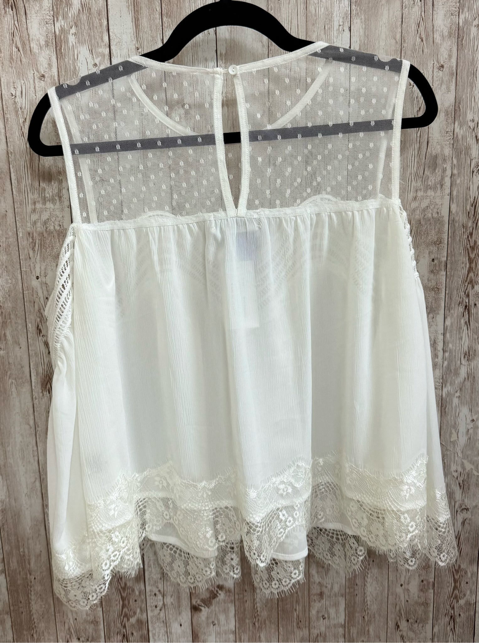 Size M FAB'RIK White Top