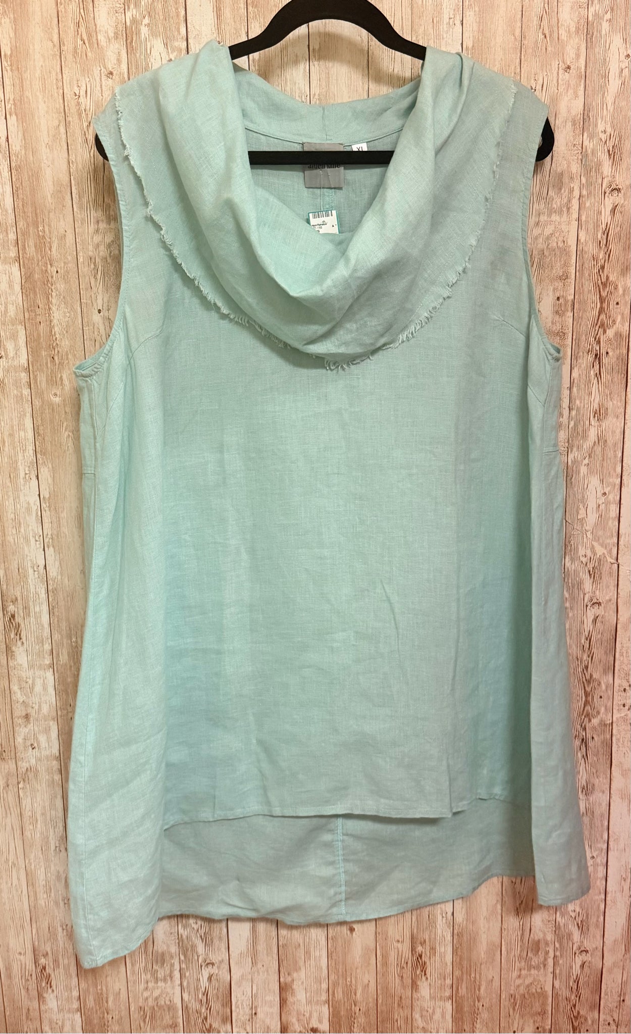 AIDEN LANE Size XL AQUA LINEN Top