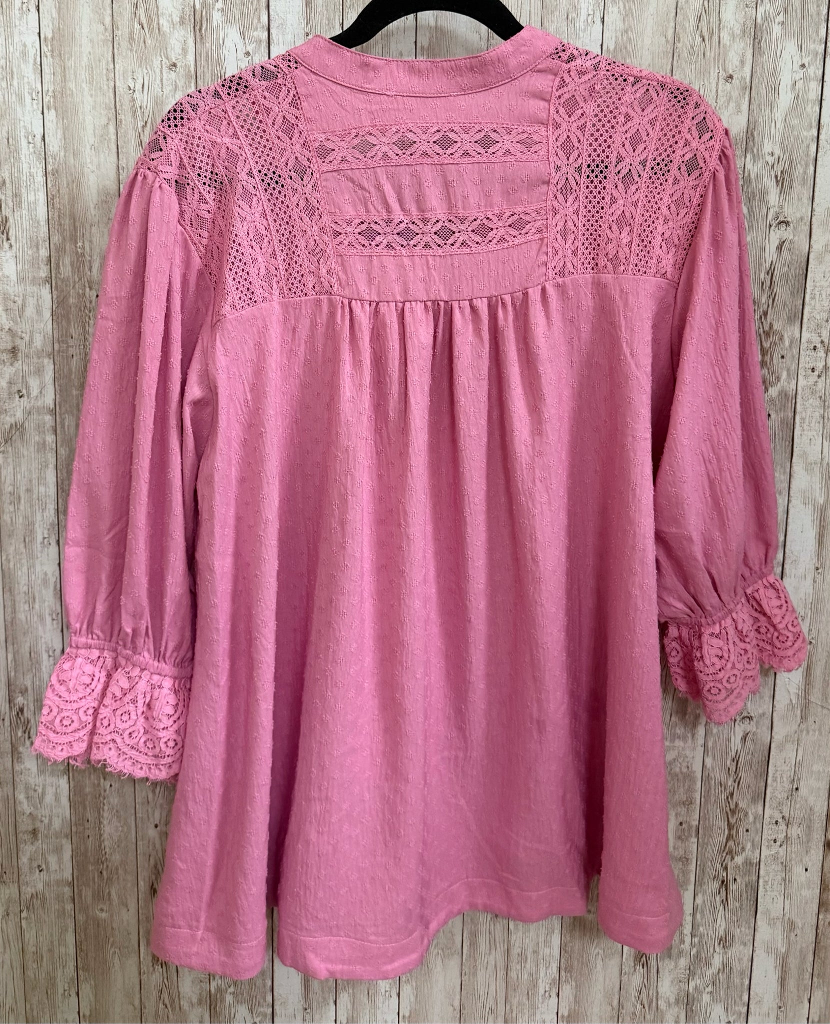 Size L EASEL Pink Top