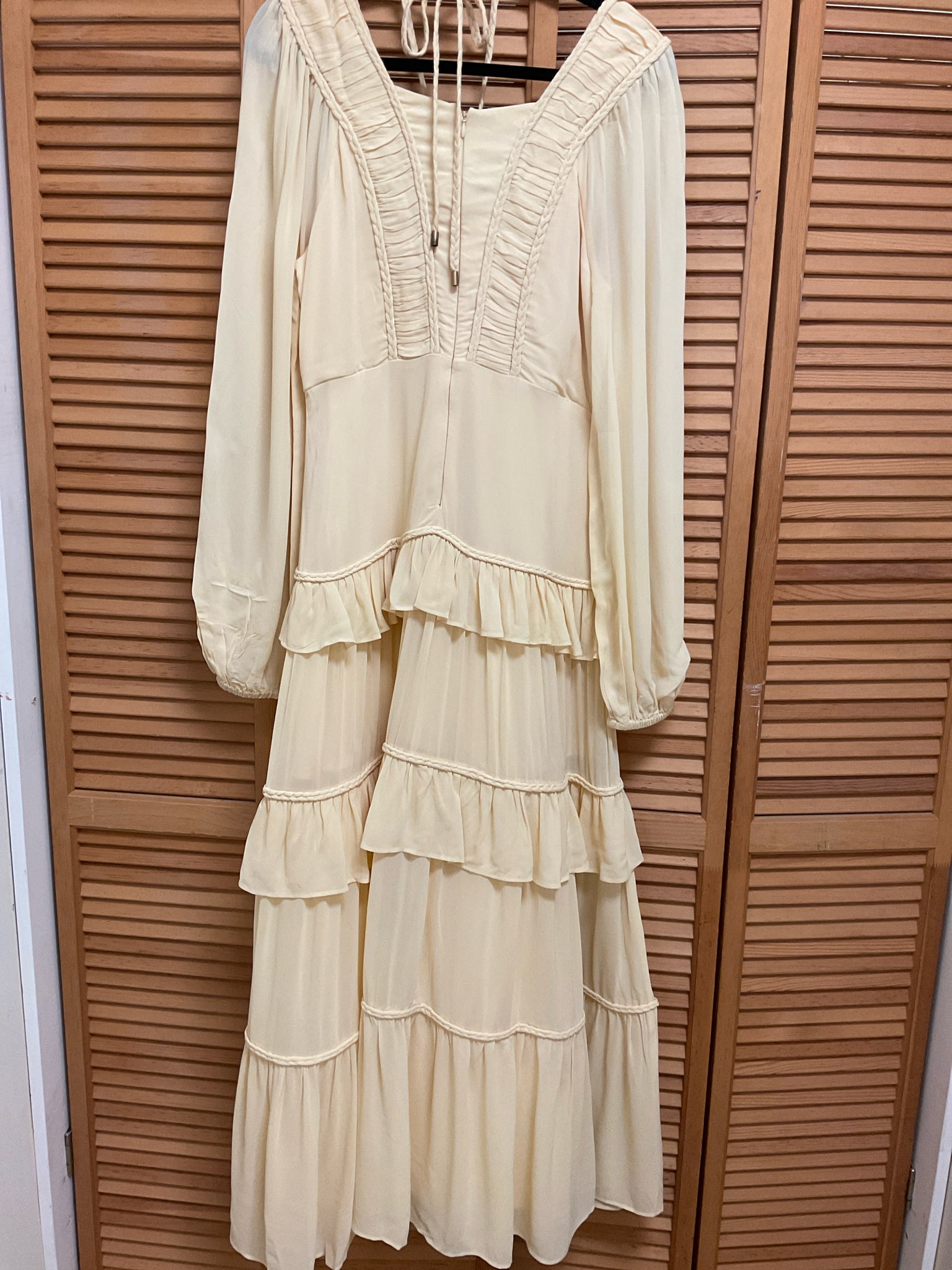 Size M FARM RIO Pale Yellow Dress