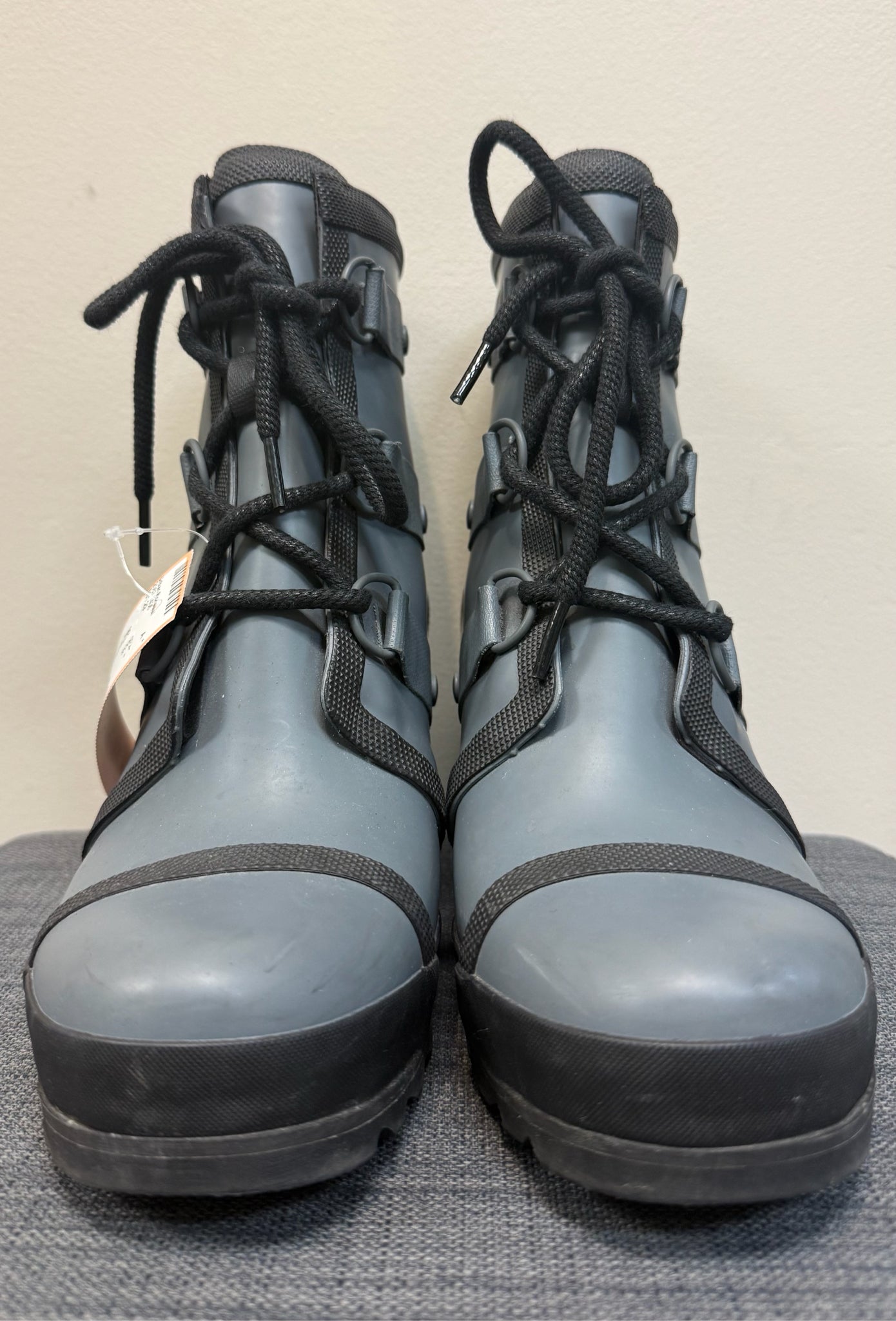 9 SOREL GREY Boots