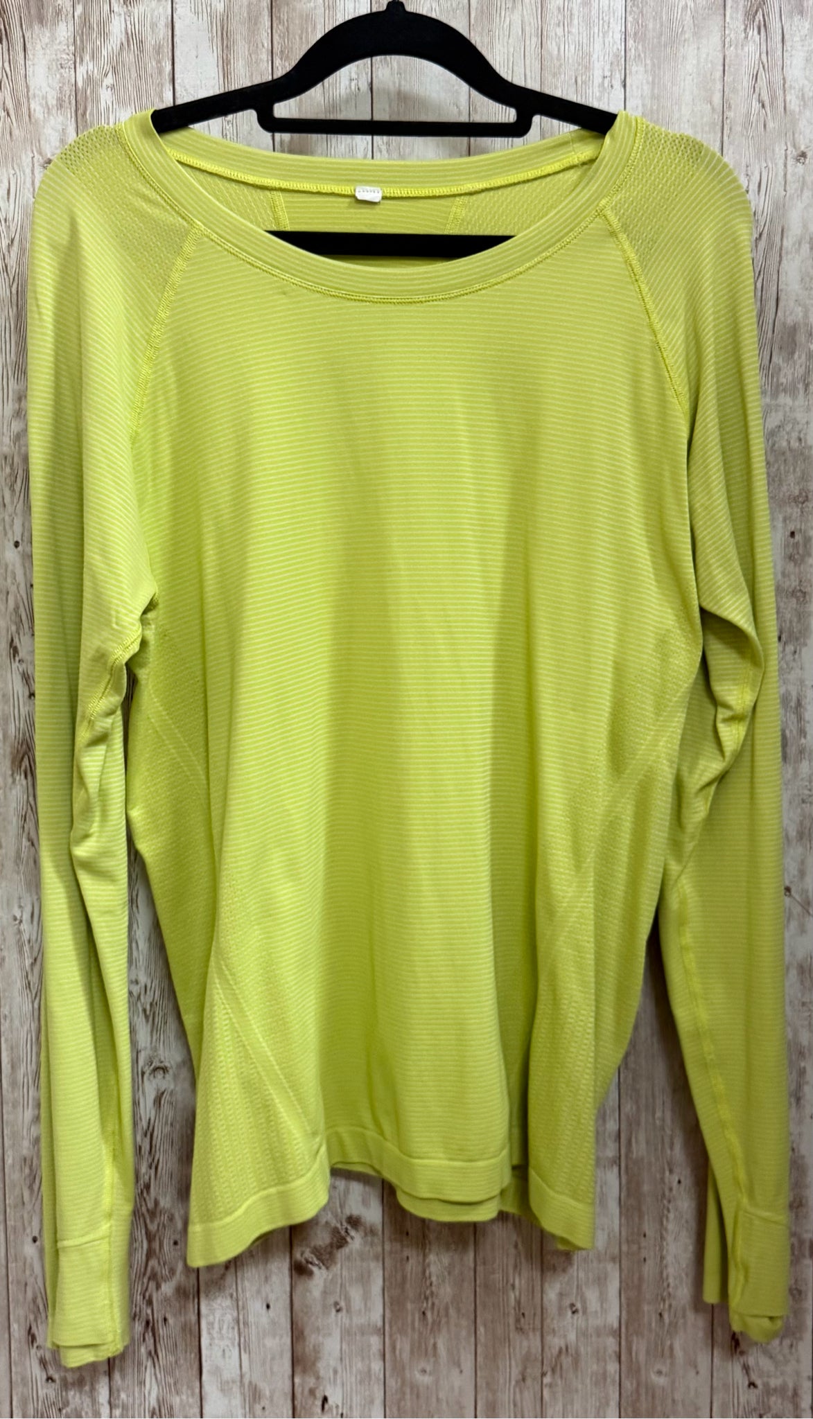 Size L ATHLETA Lime Print Top