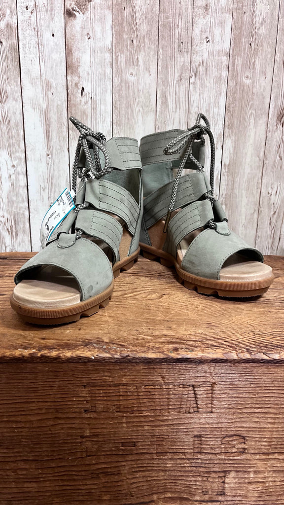 7 SOREL GREY SHOES