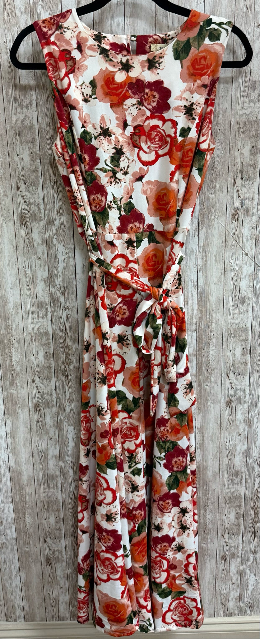 Size M HAANI RED AND BEIGE Dress