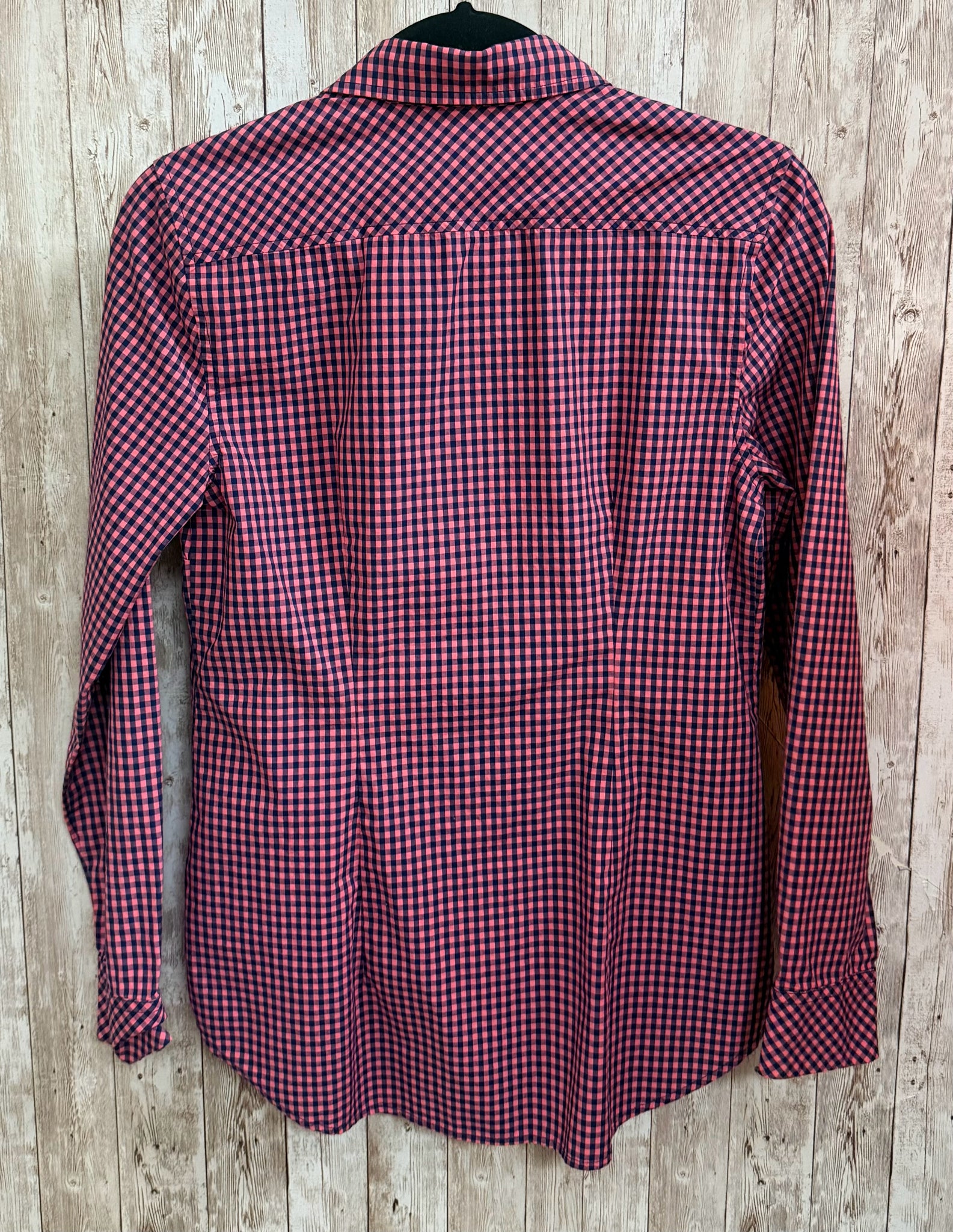Size 4 VINEYARD VINES PINK AND BLUE PLAID Shirt