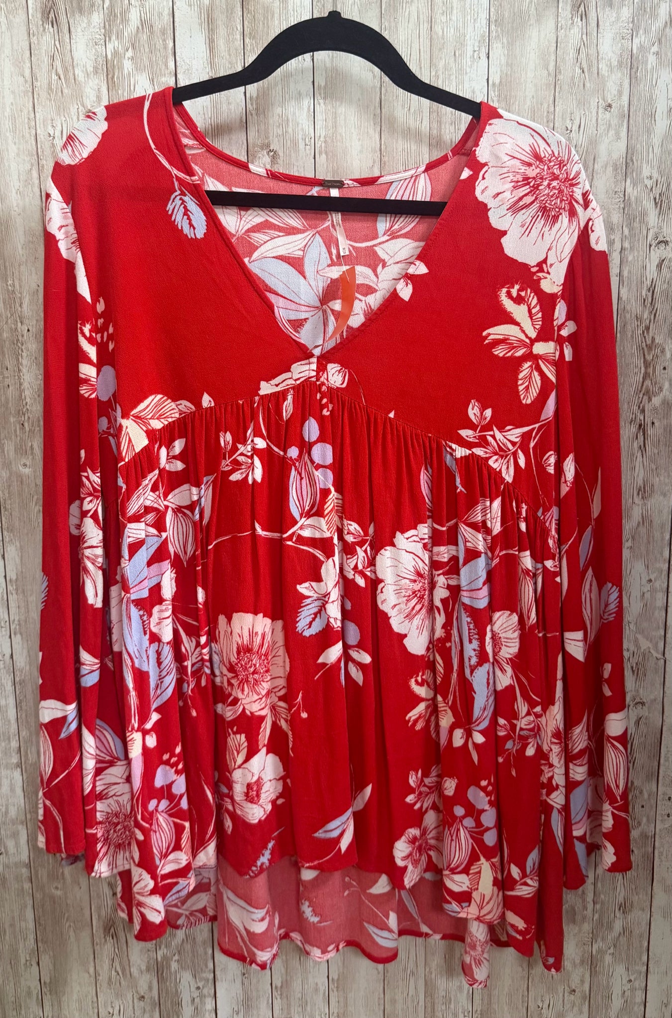 FREE PEOPLE Size M Red Multi Top