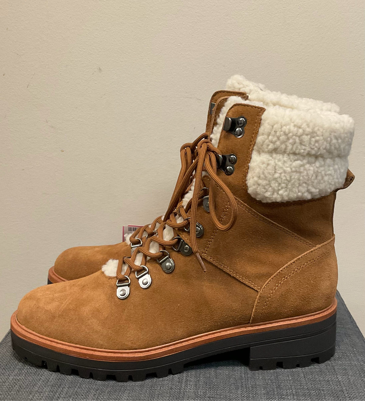 10 MARC FISHER COGNAC Boots