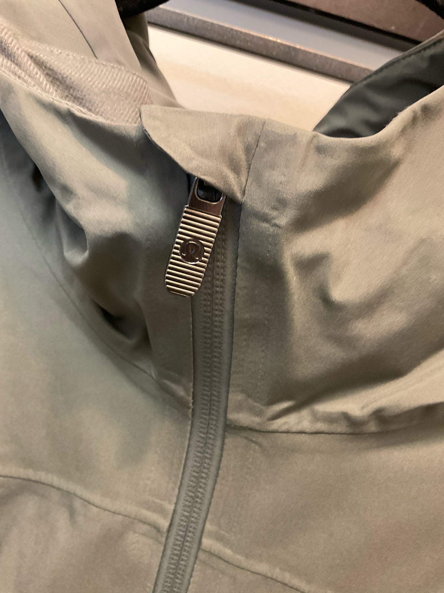 LULULEMON Khaki Coat