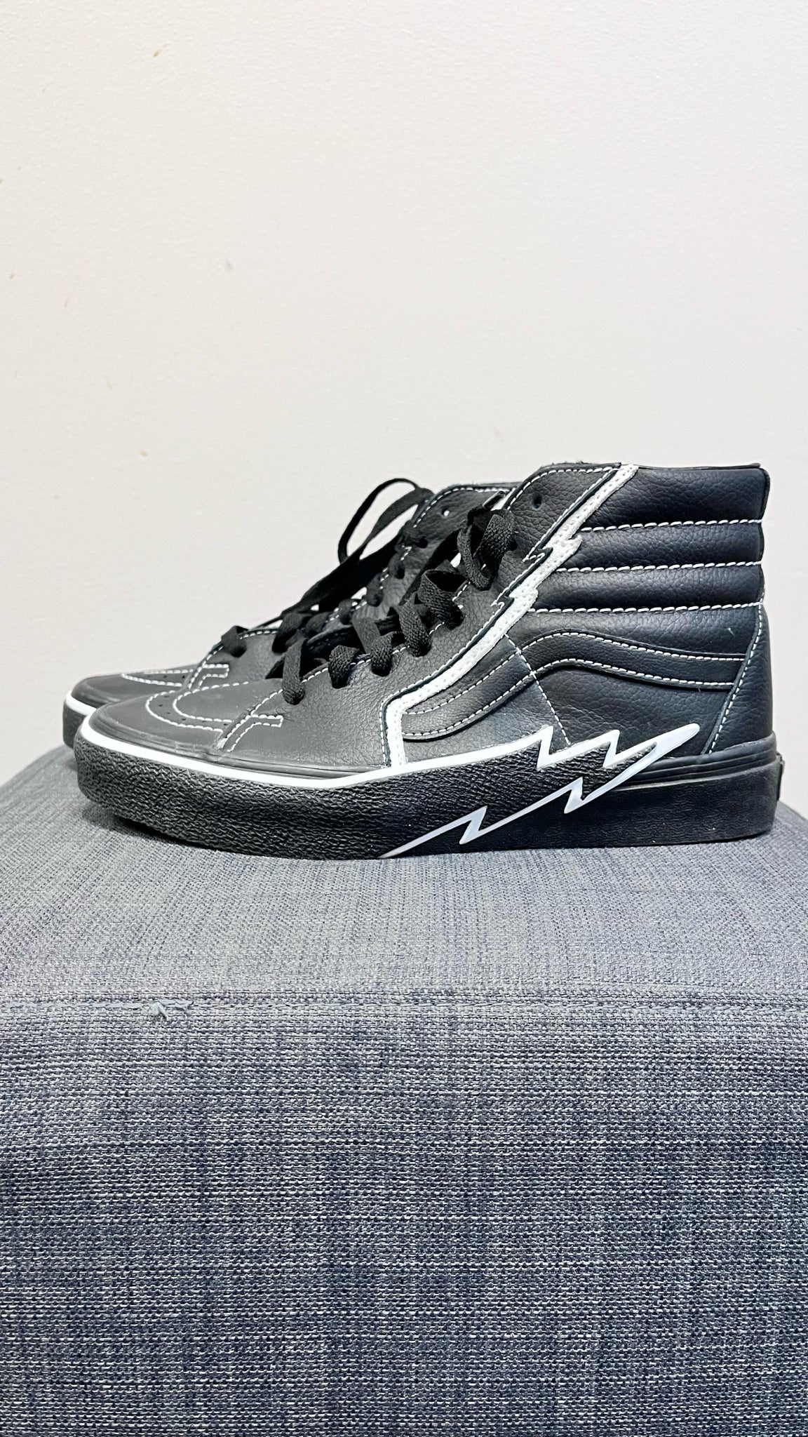 8.5 VANS Black Sneakers