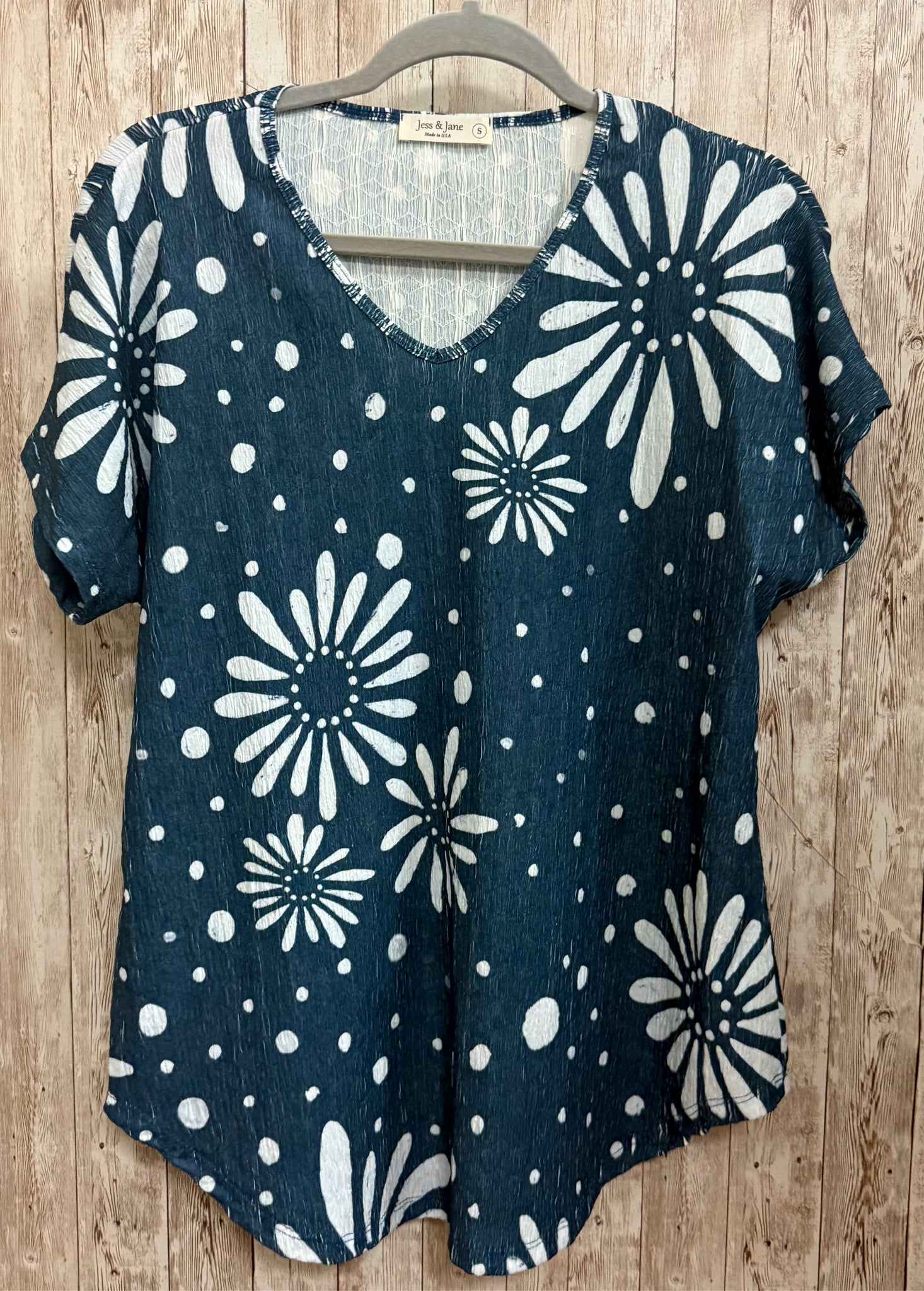 Size S JESS & JANE BLUE AND WHITE Top