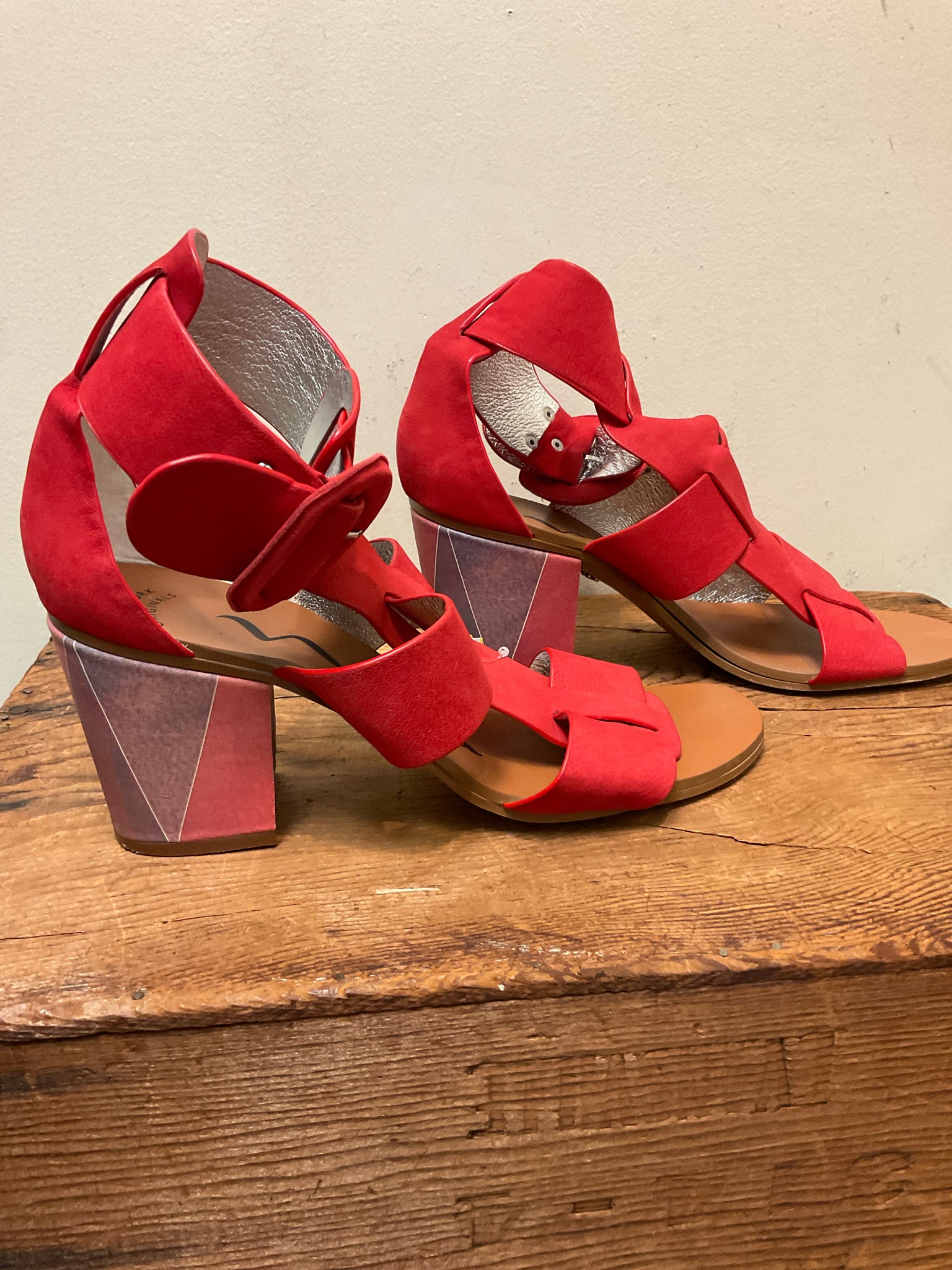 NINA 8 Red Sandals