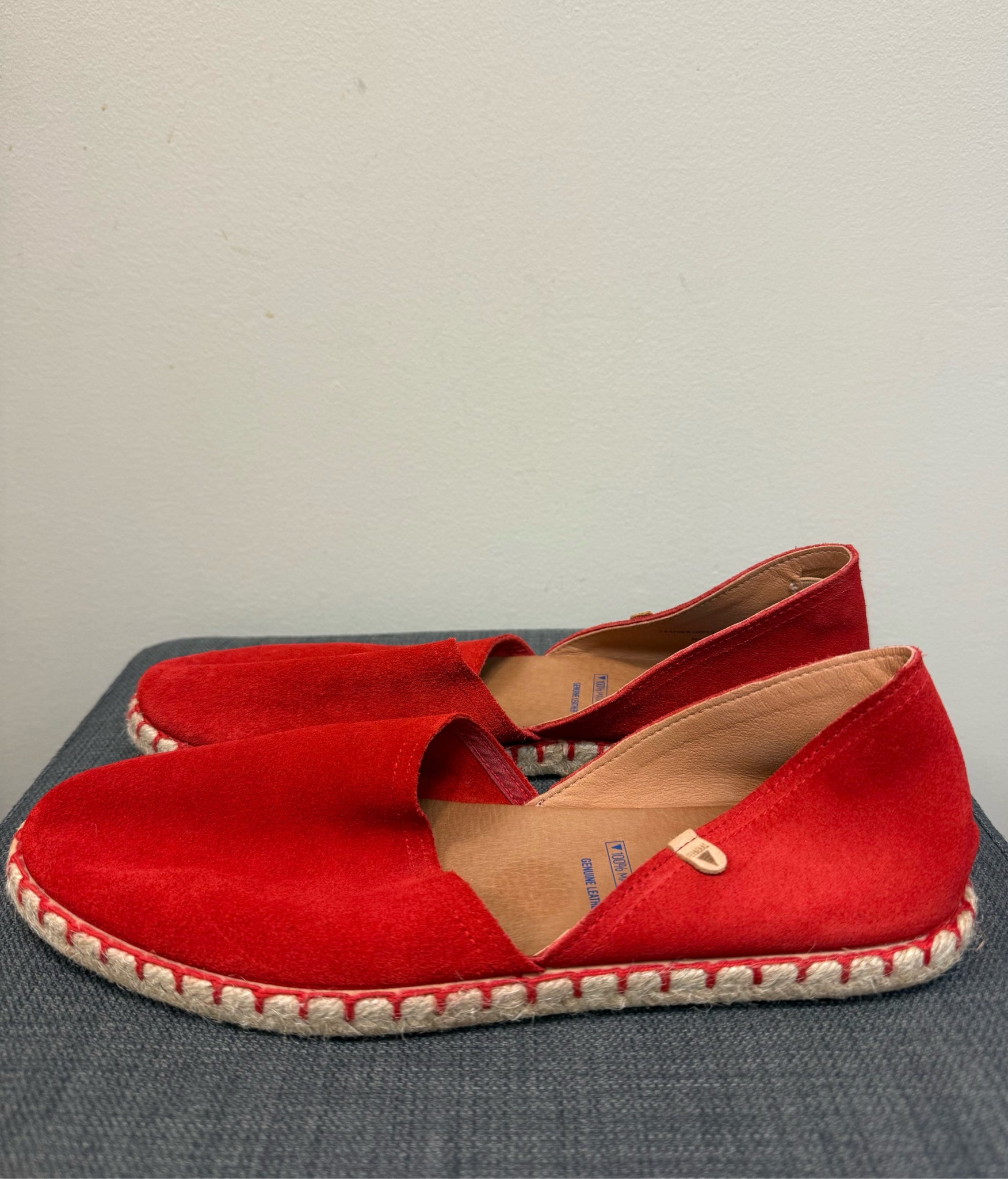 9.5 VERBENAS Red SHOES