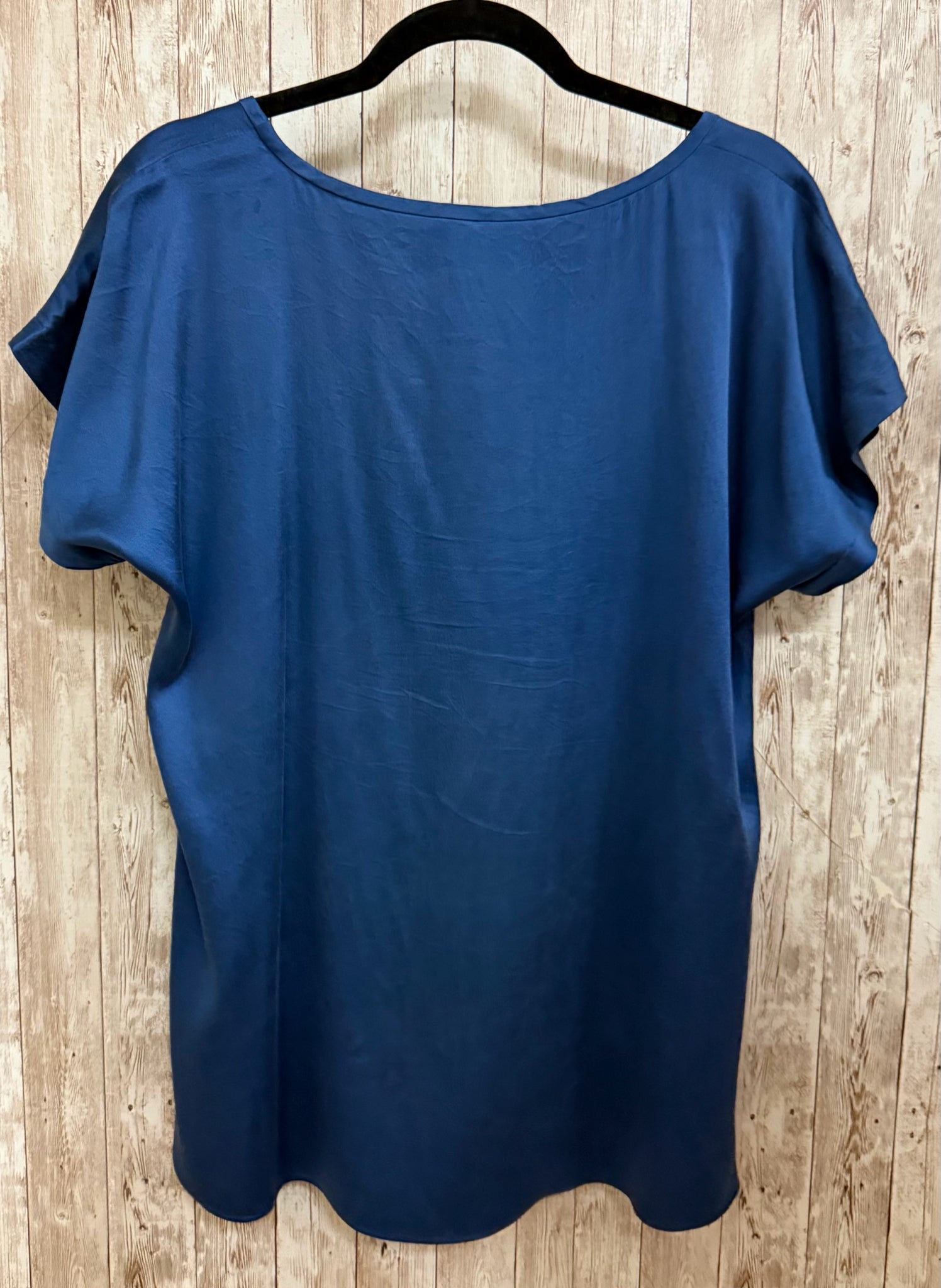 Size M EILEEN FISHER Blue Top
