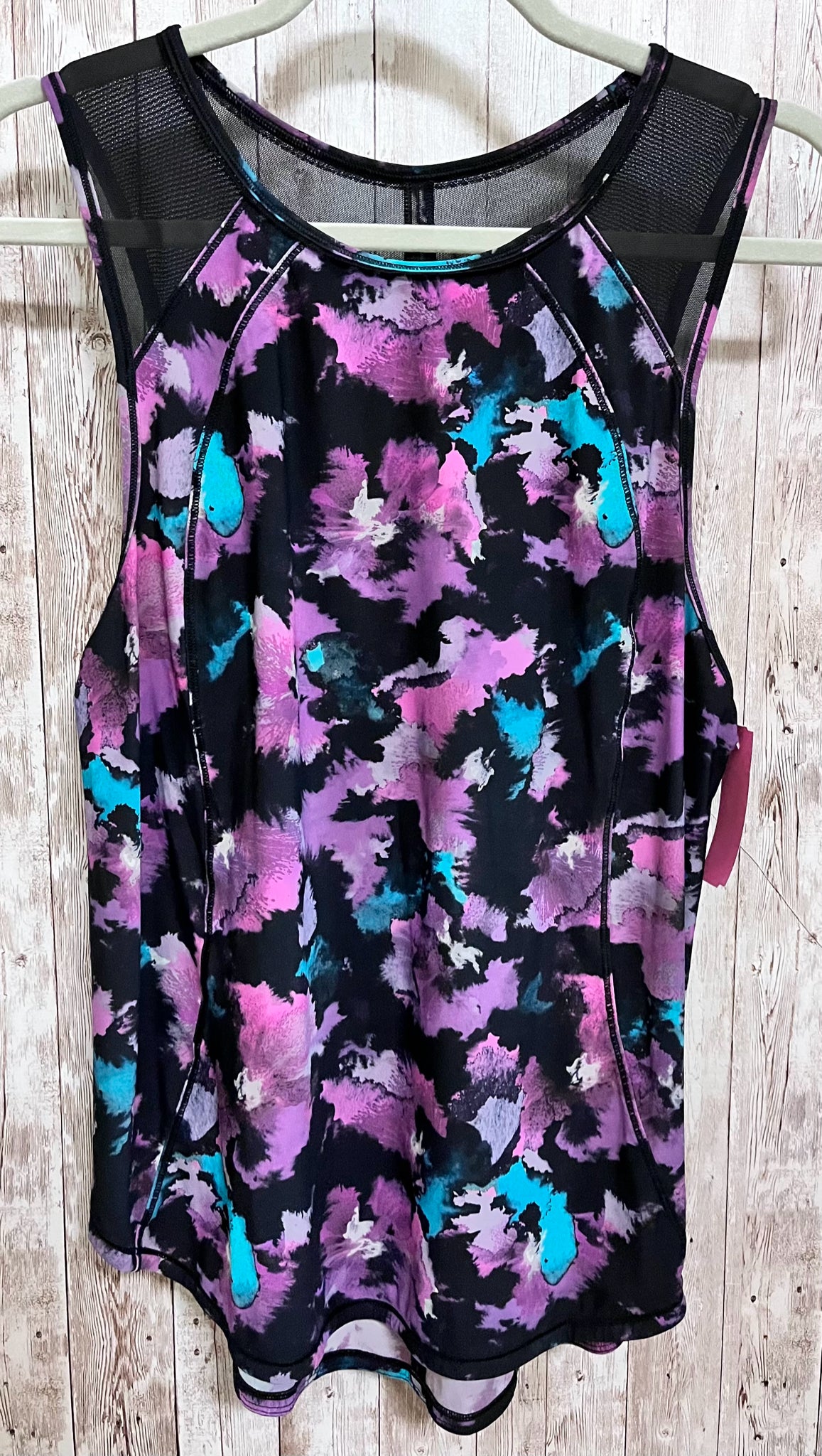 Size M LULULEMON BLACK AND PURPLE Top