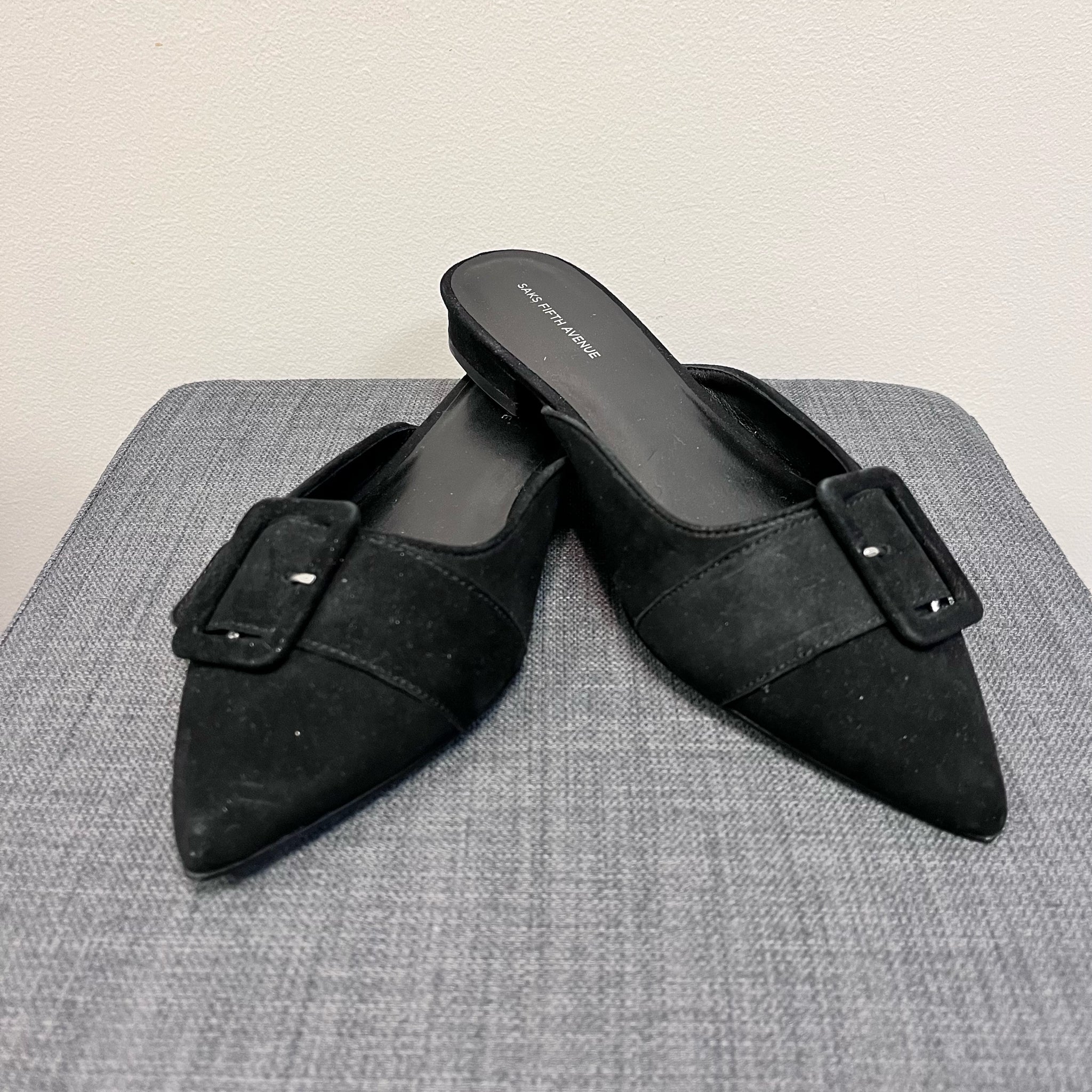 9.5 SAKS FIFTH AVENUE Black SHOES