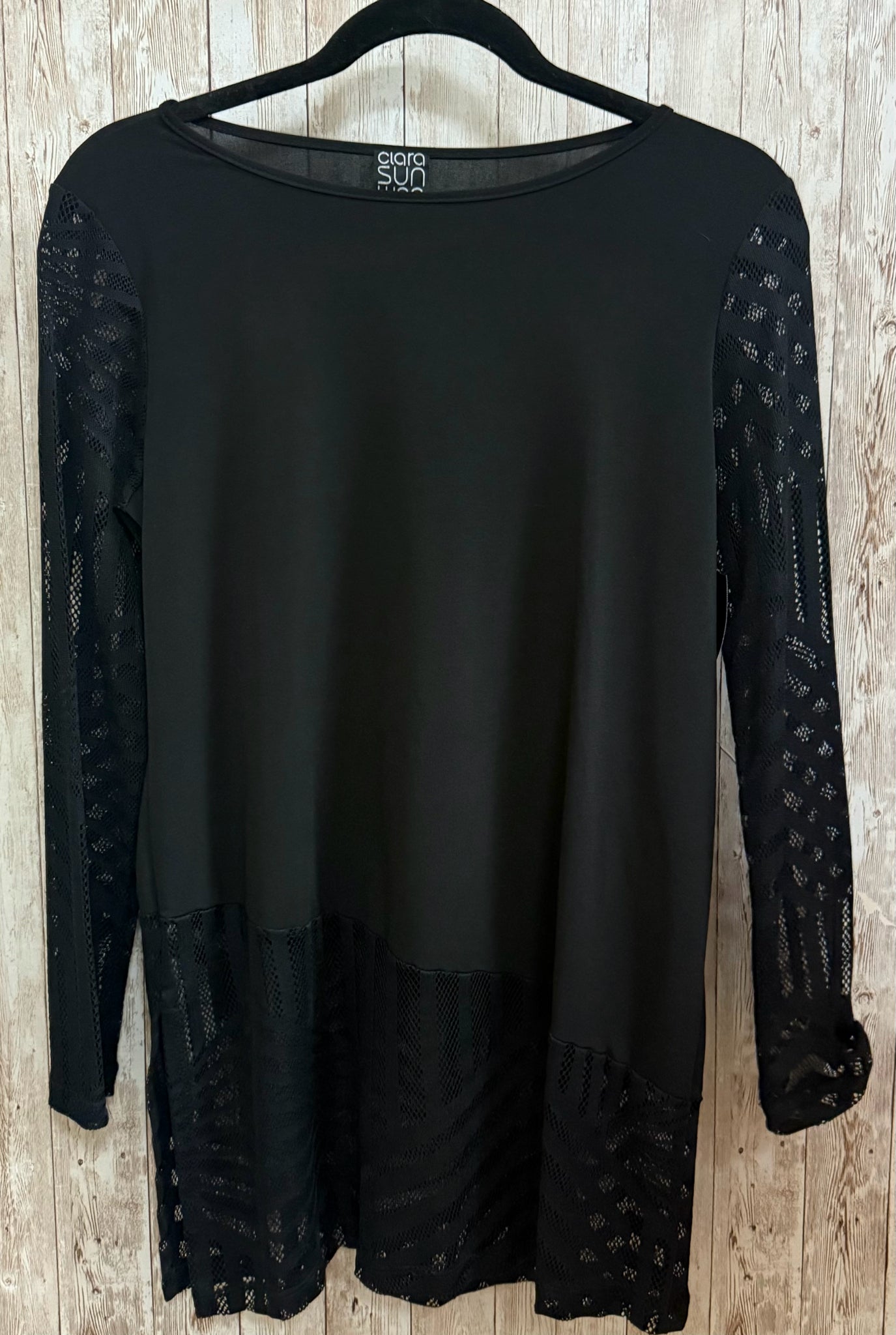 Size XS CIARA SUN WOO Black Top