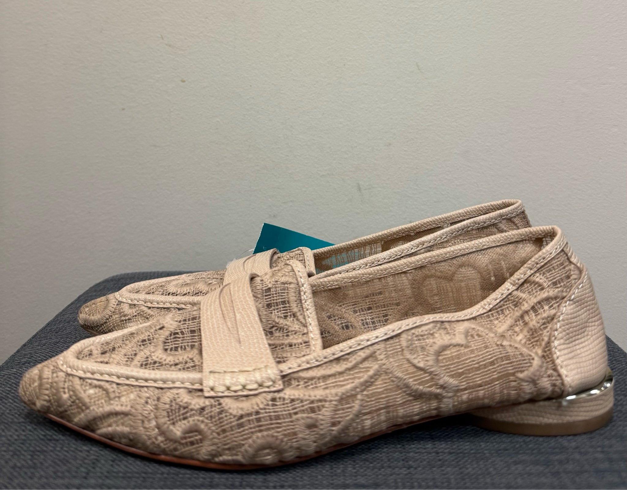 6 DONALD J PLINER Tan SHOES