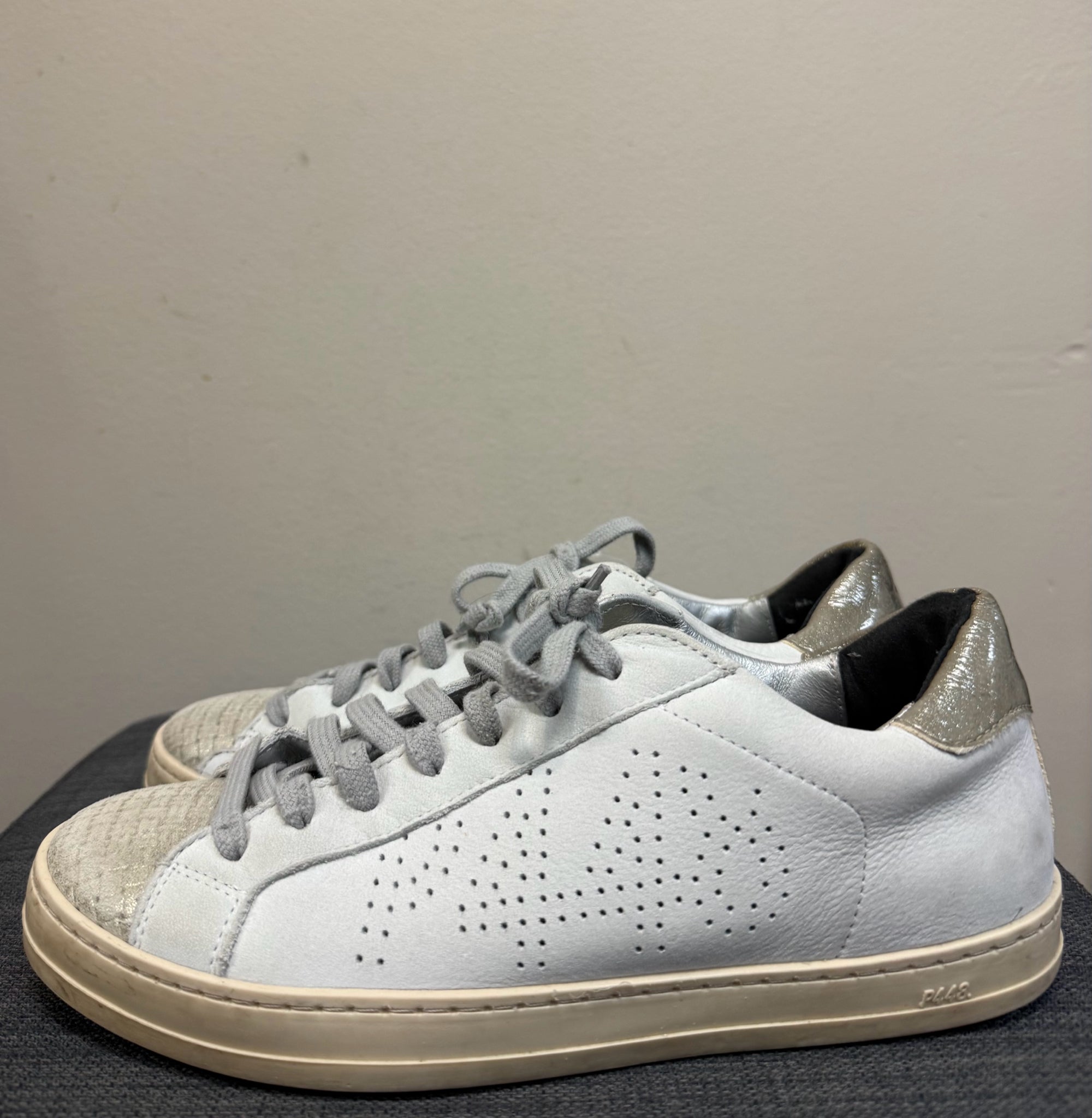 7 P448 White SHOES