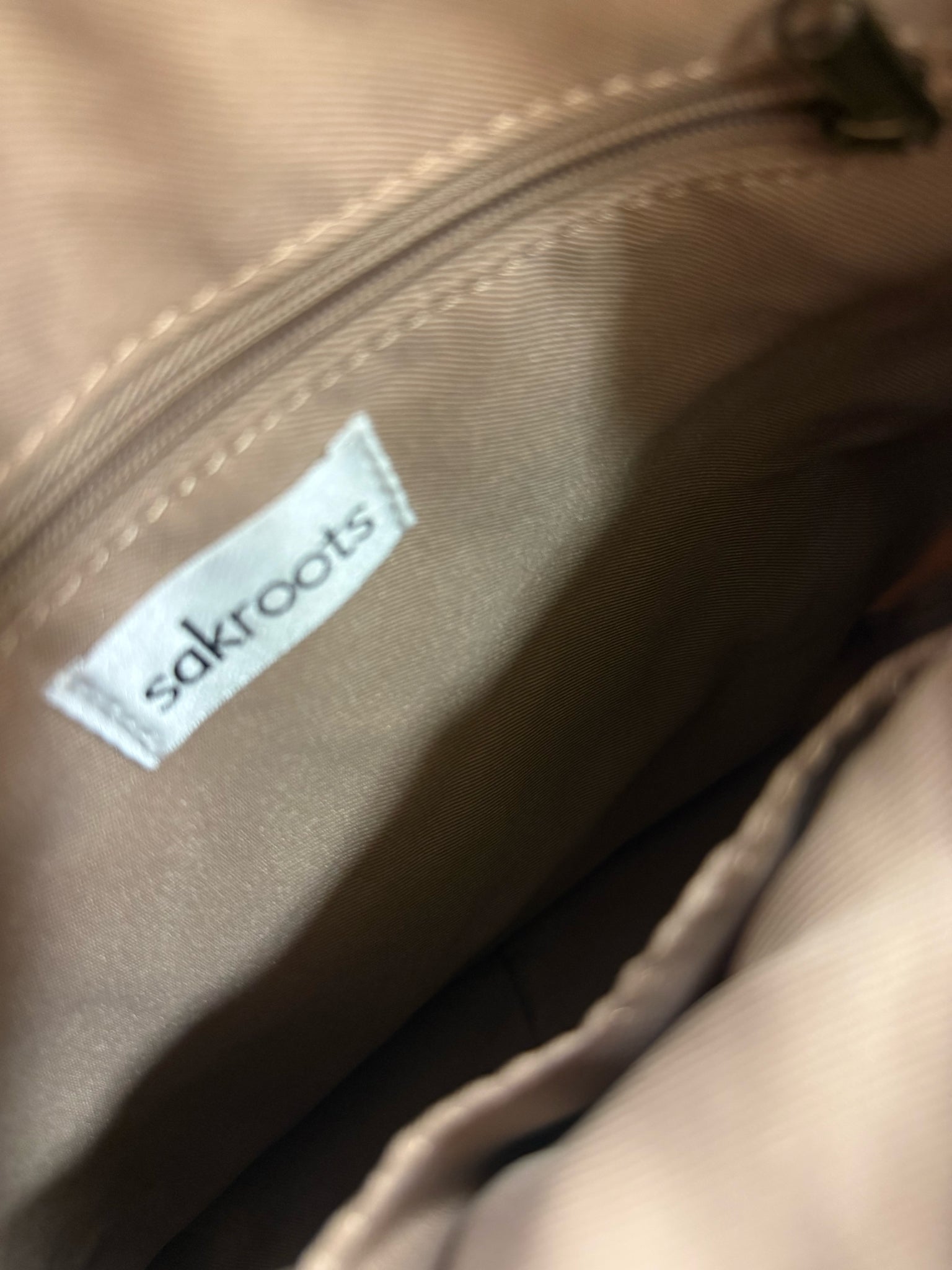 SAKROOTS Purse