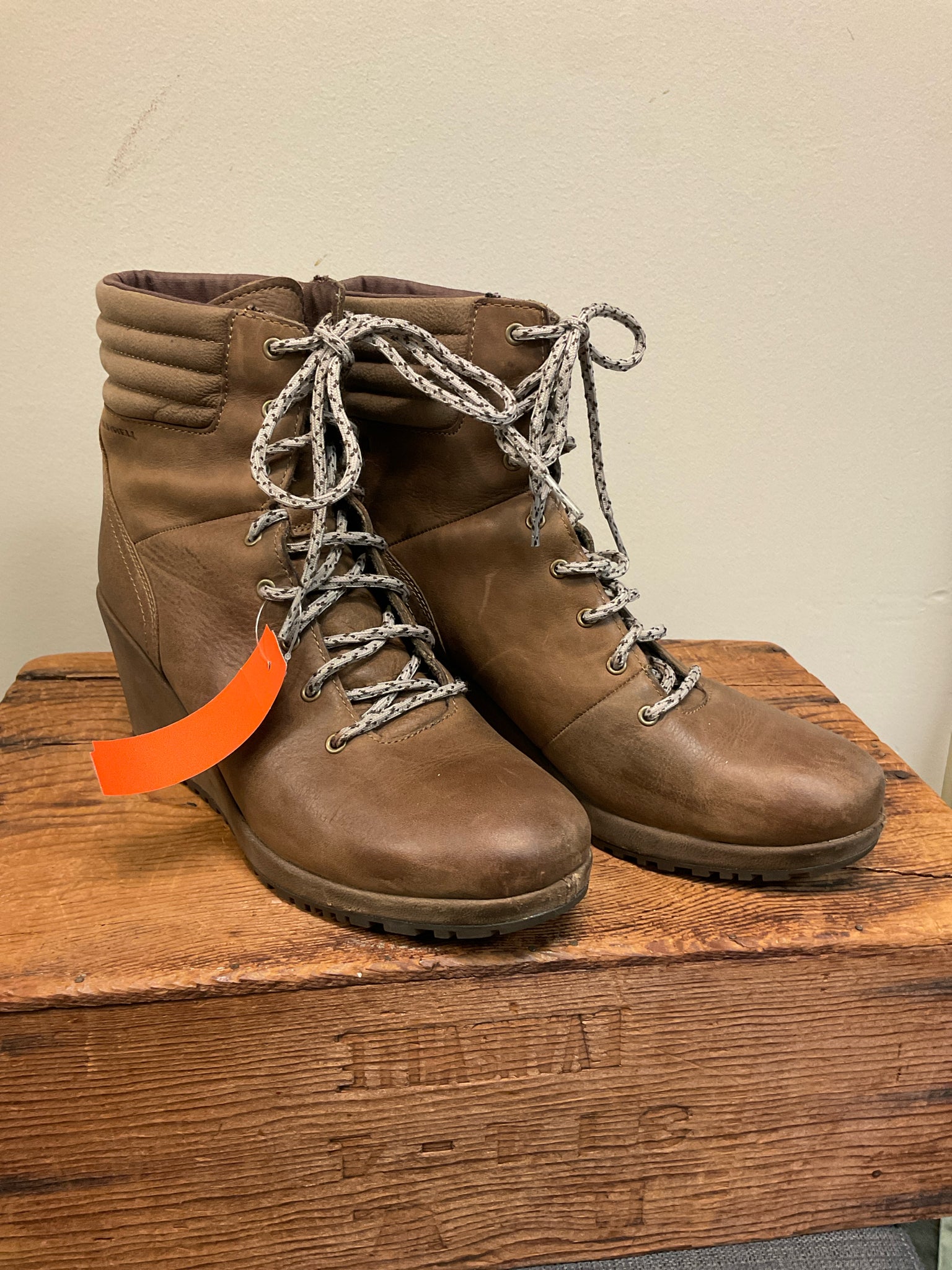 MERRELL 10 Brown Boots