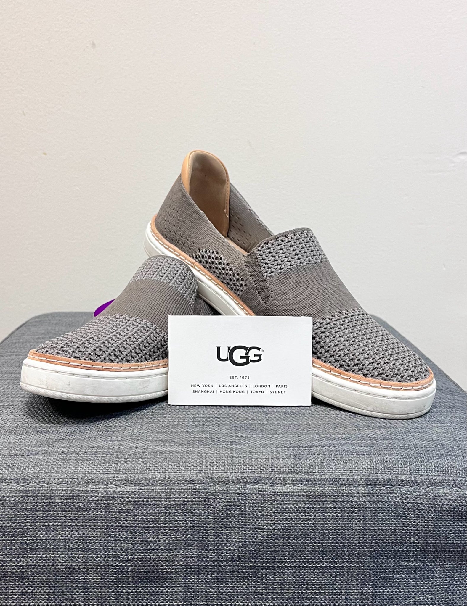 7 UGG GREY SHOES