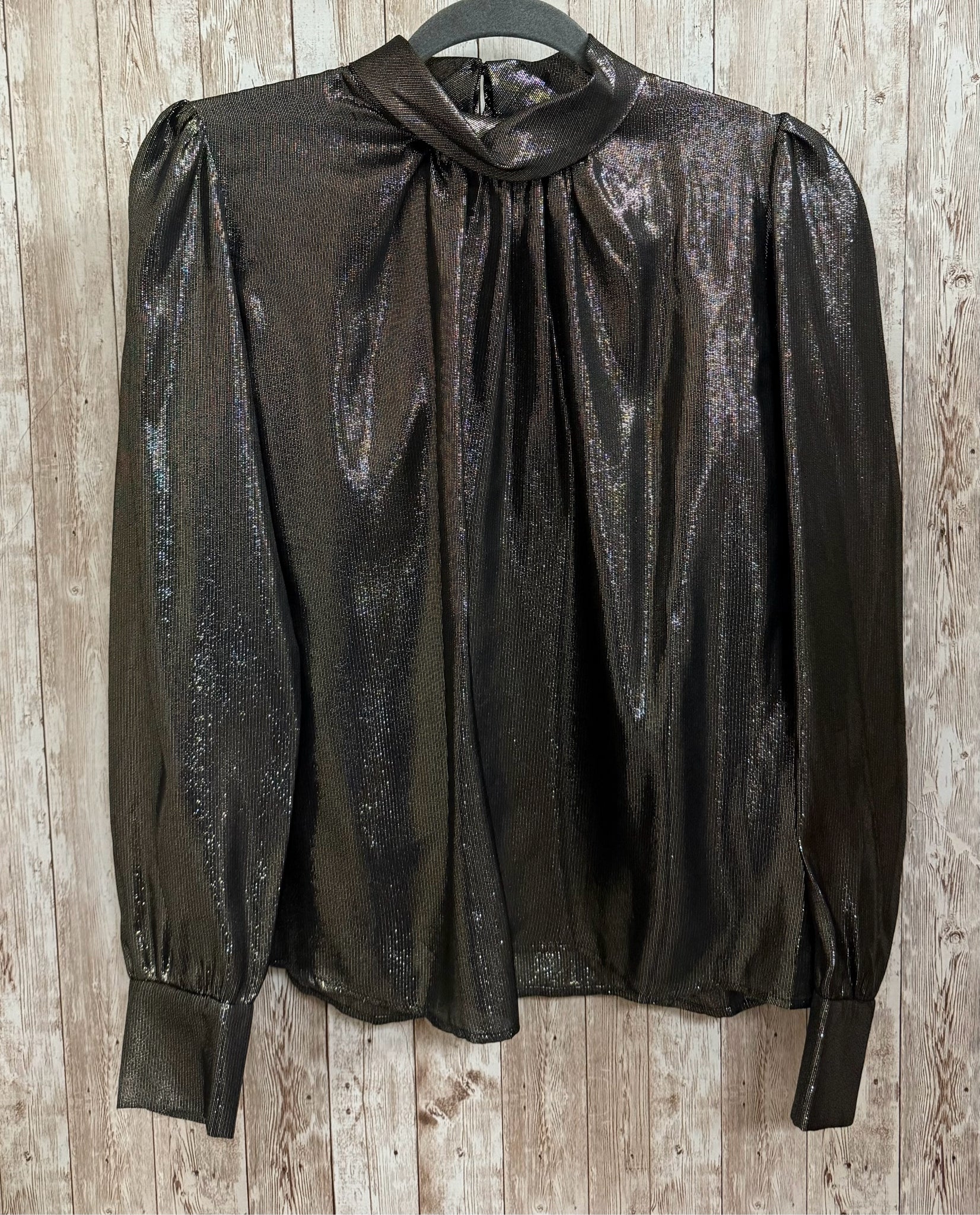 Size 4 AlC GOLD METALLIC Top