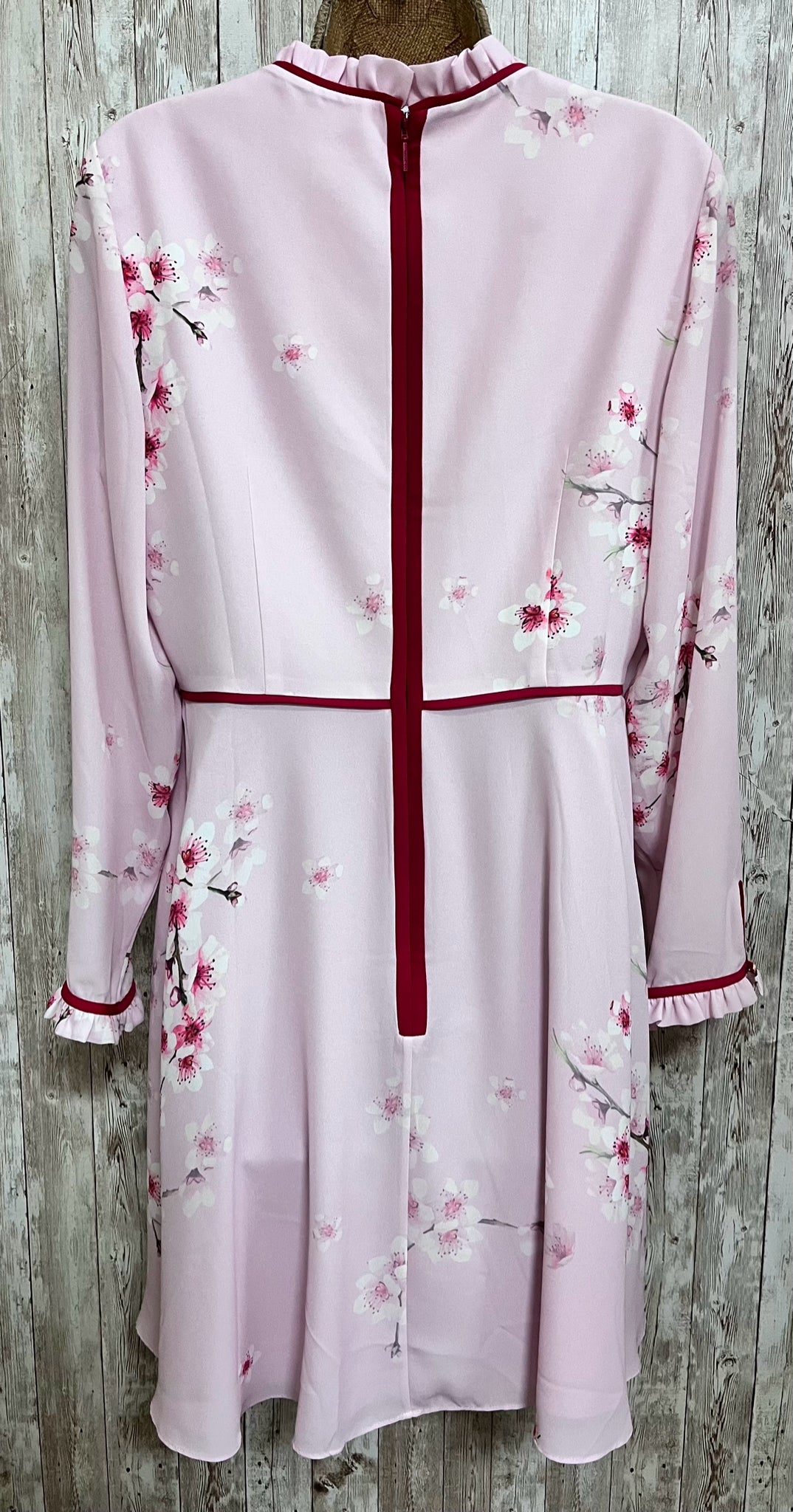 Size M TED BAKER LIGHT PINK FLORAL Dress