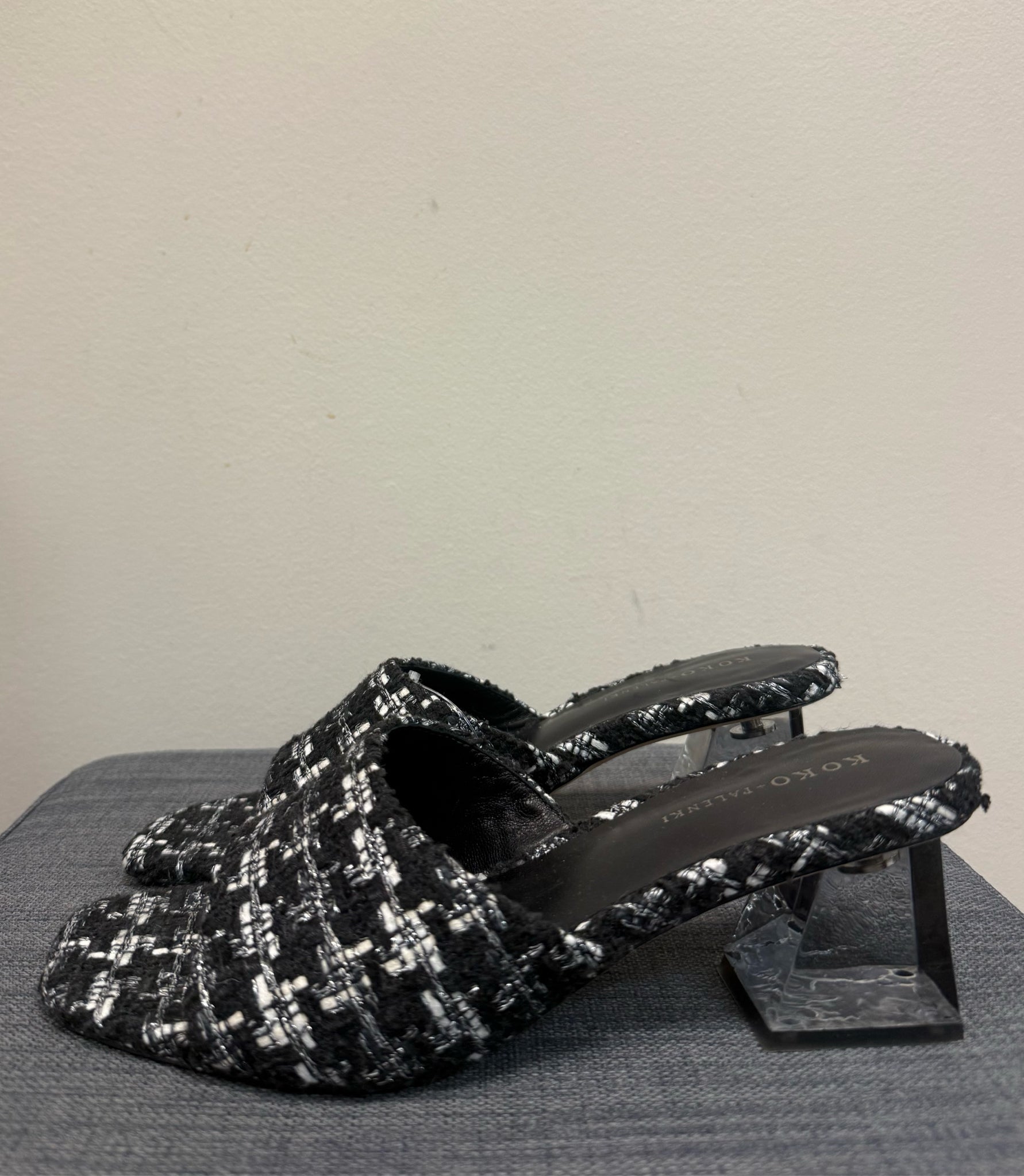 7.5 KOKO BLACK AND WHITE SHOES