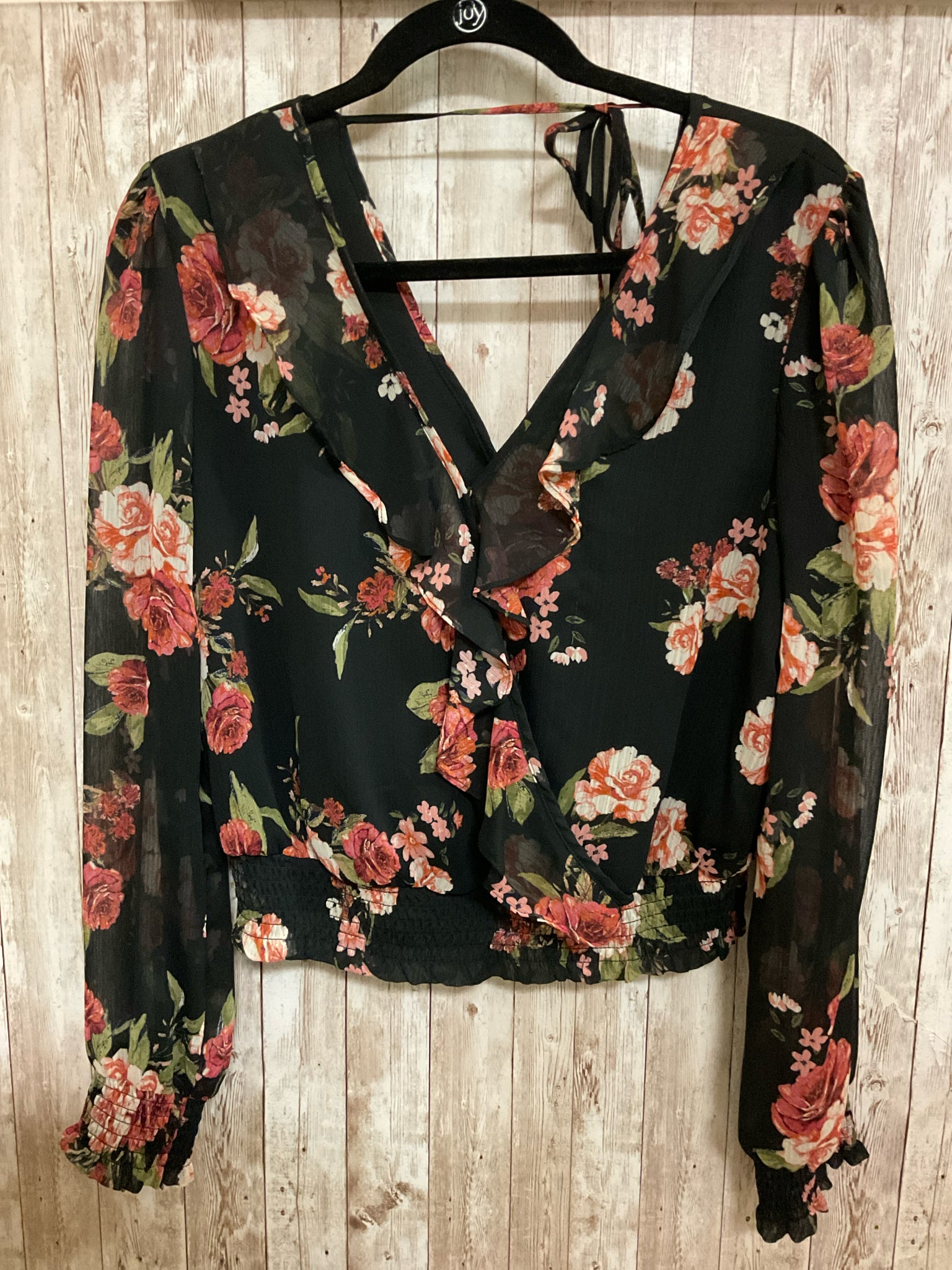 ALTAR'D STATE Size L BLACK FLORAL Top