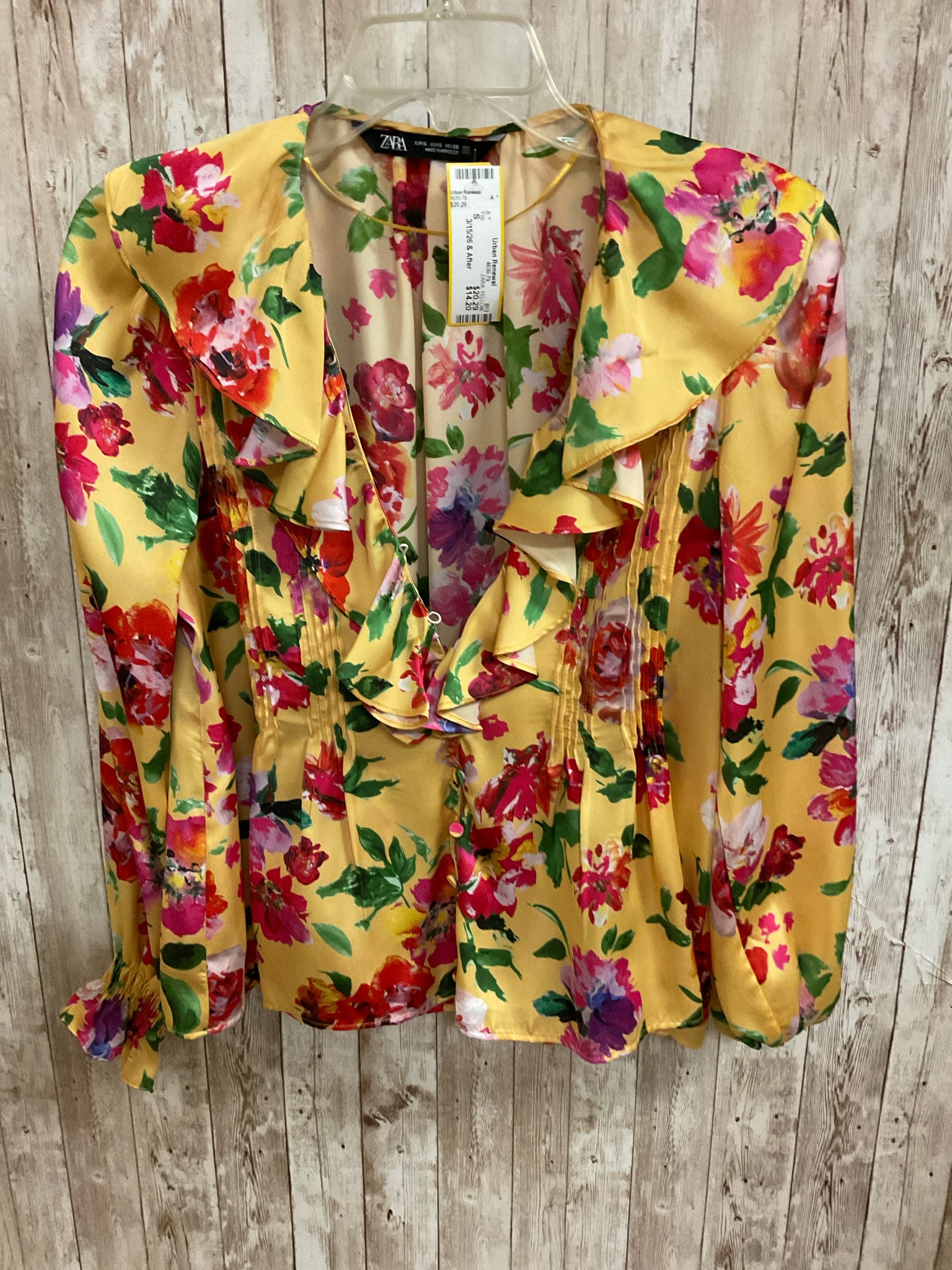 Size S ZARA YELLOW FLORAL Top