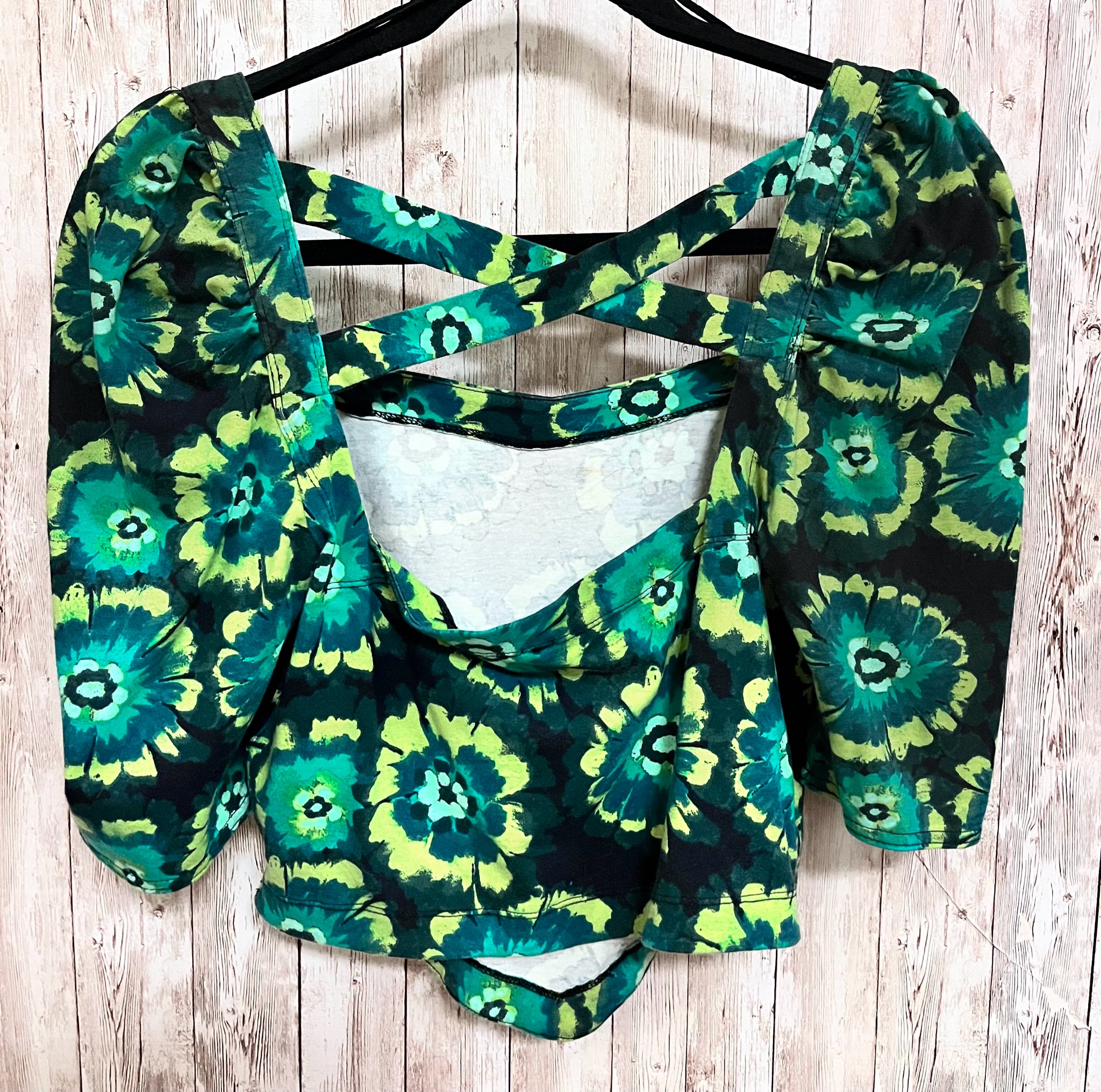 FREE PEOPLE Size M GREEN FLORAL Top