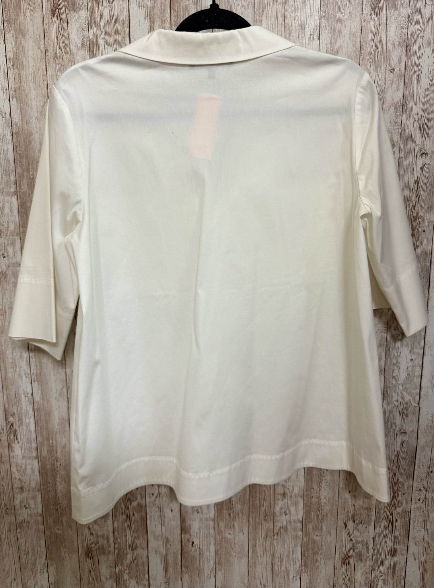 LAFAYETTE 148 Size M White Top
