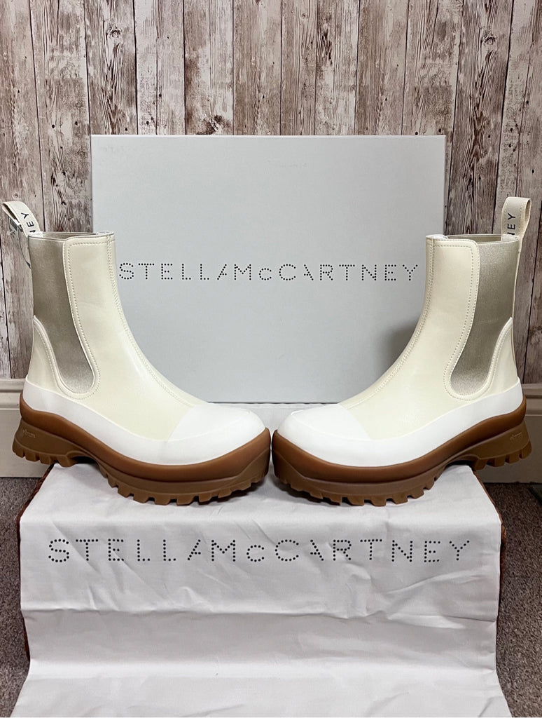 10 STELLA MCCARTNEY Cream Boots