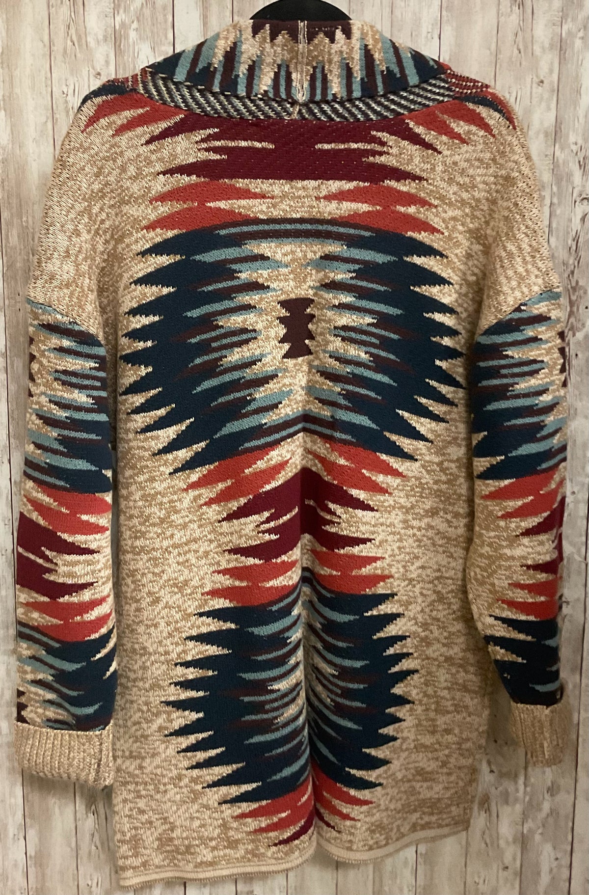 Size XL MAGNOLIA LANE TAN AND NAVY Cardigan