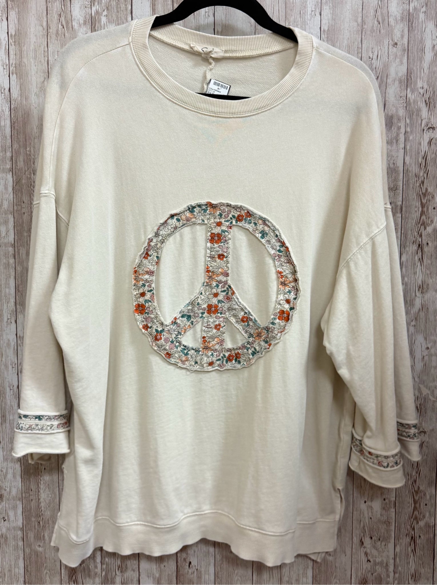 Size M EASEL CREAM PRINT Top
