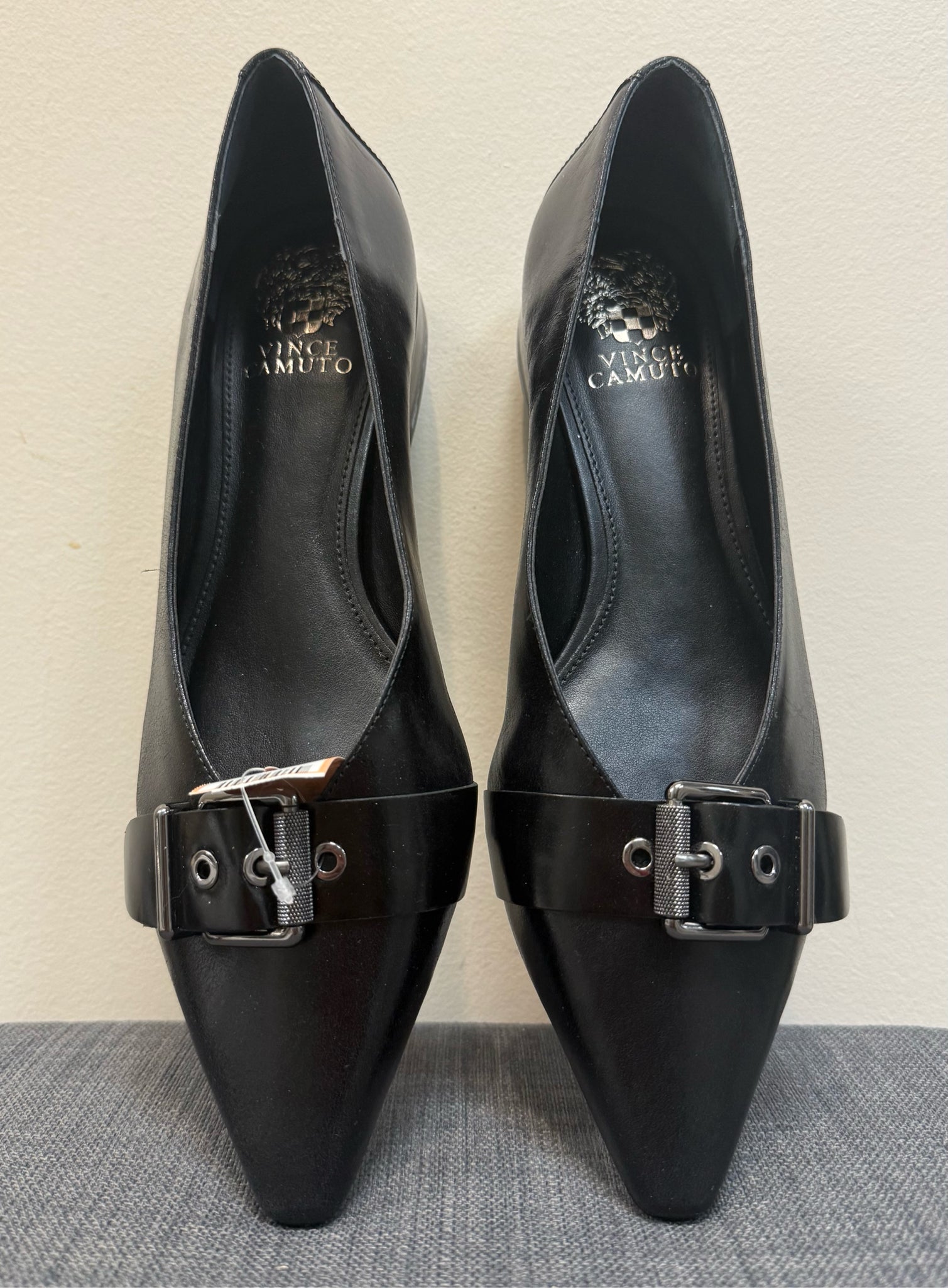 VINCE CAMUTO 9 Black SHOES