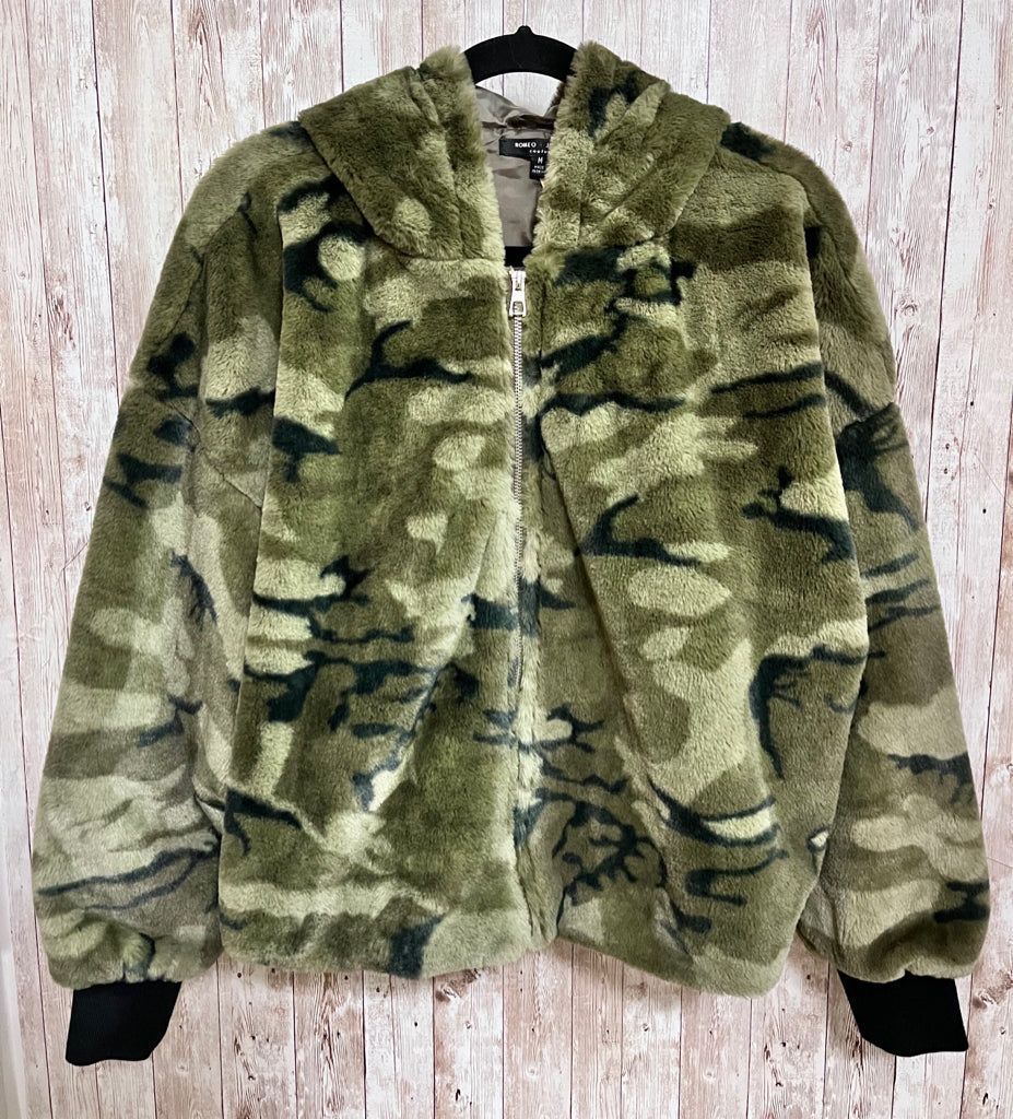 ROMEO & JULIET Size M GREEN CAMO Jacket