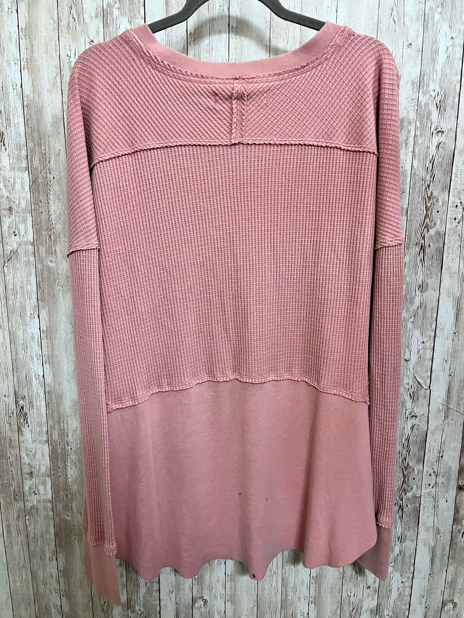 Size L WE THE FREE SALMON Top