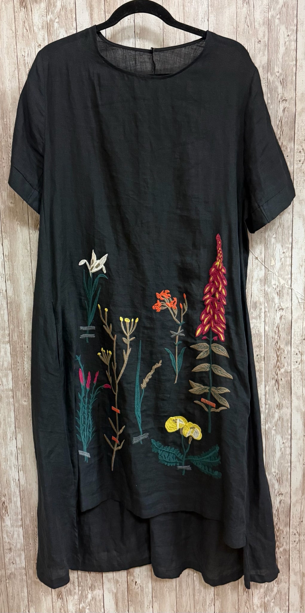 Size M/L MINIBEE Black Dress