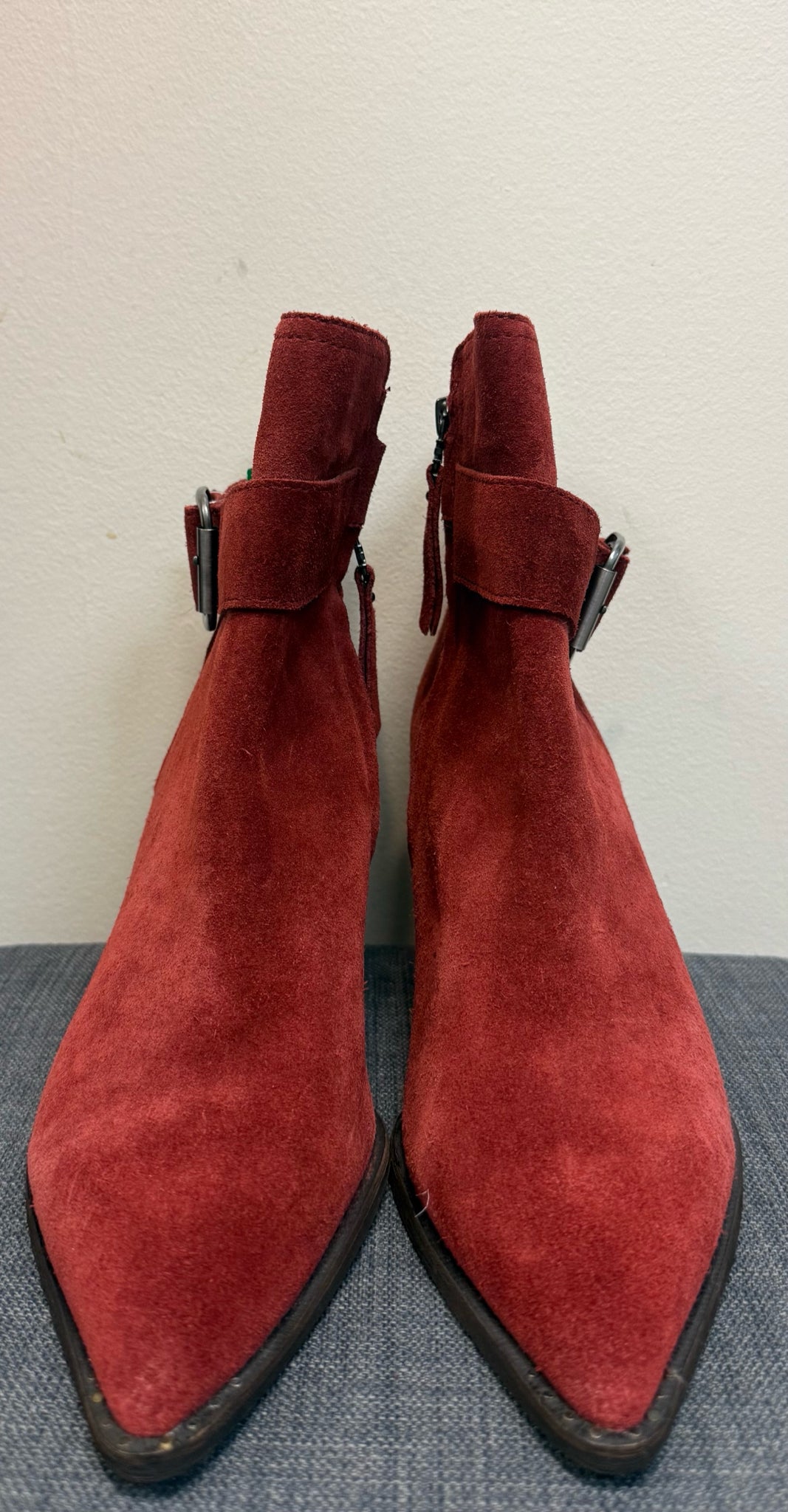 10.5 SAM EDELMAM Cranberry Boots