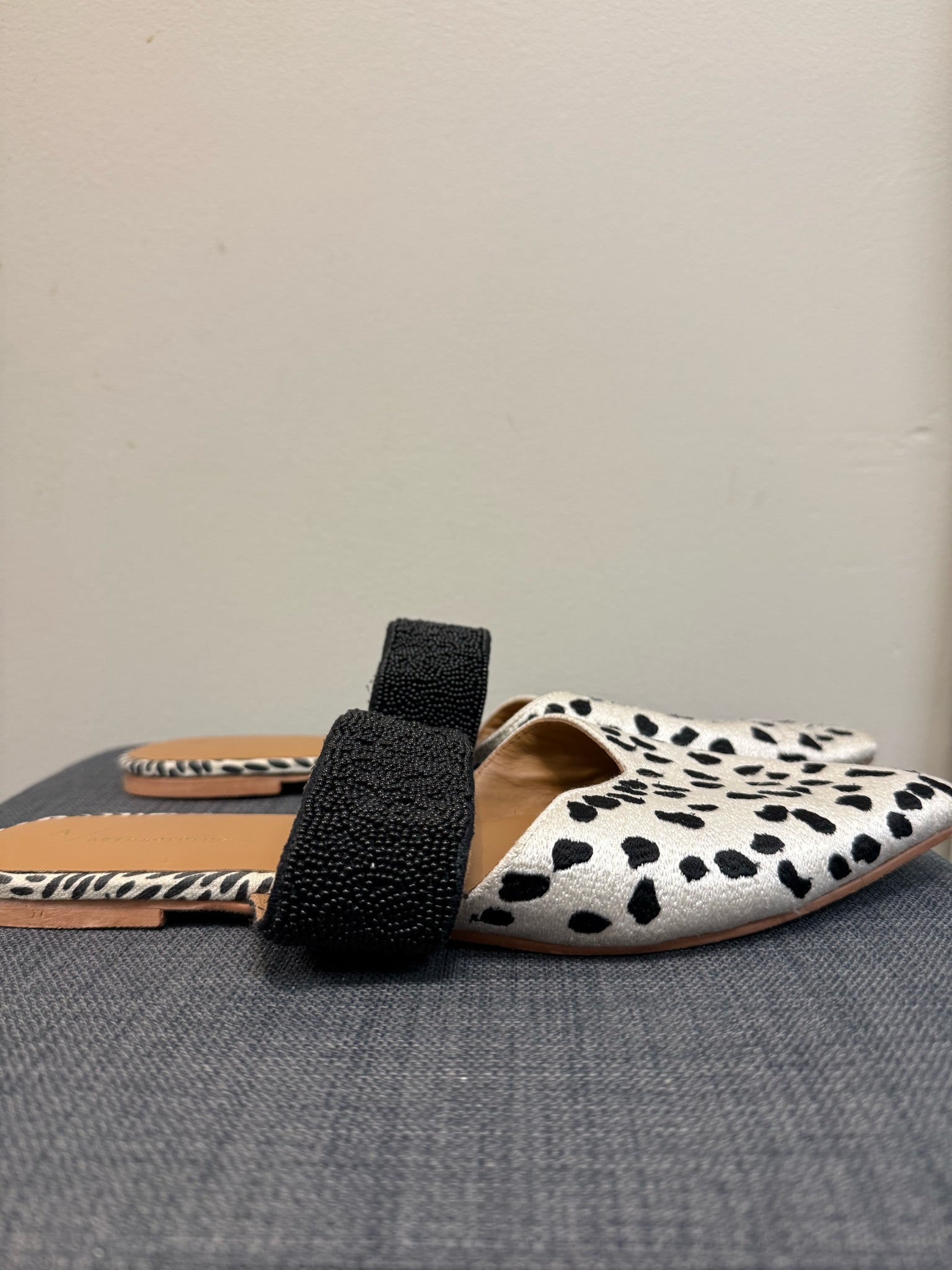 10 ANTHROPOLOGIE BEIGE AND BLACK SHOES
