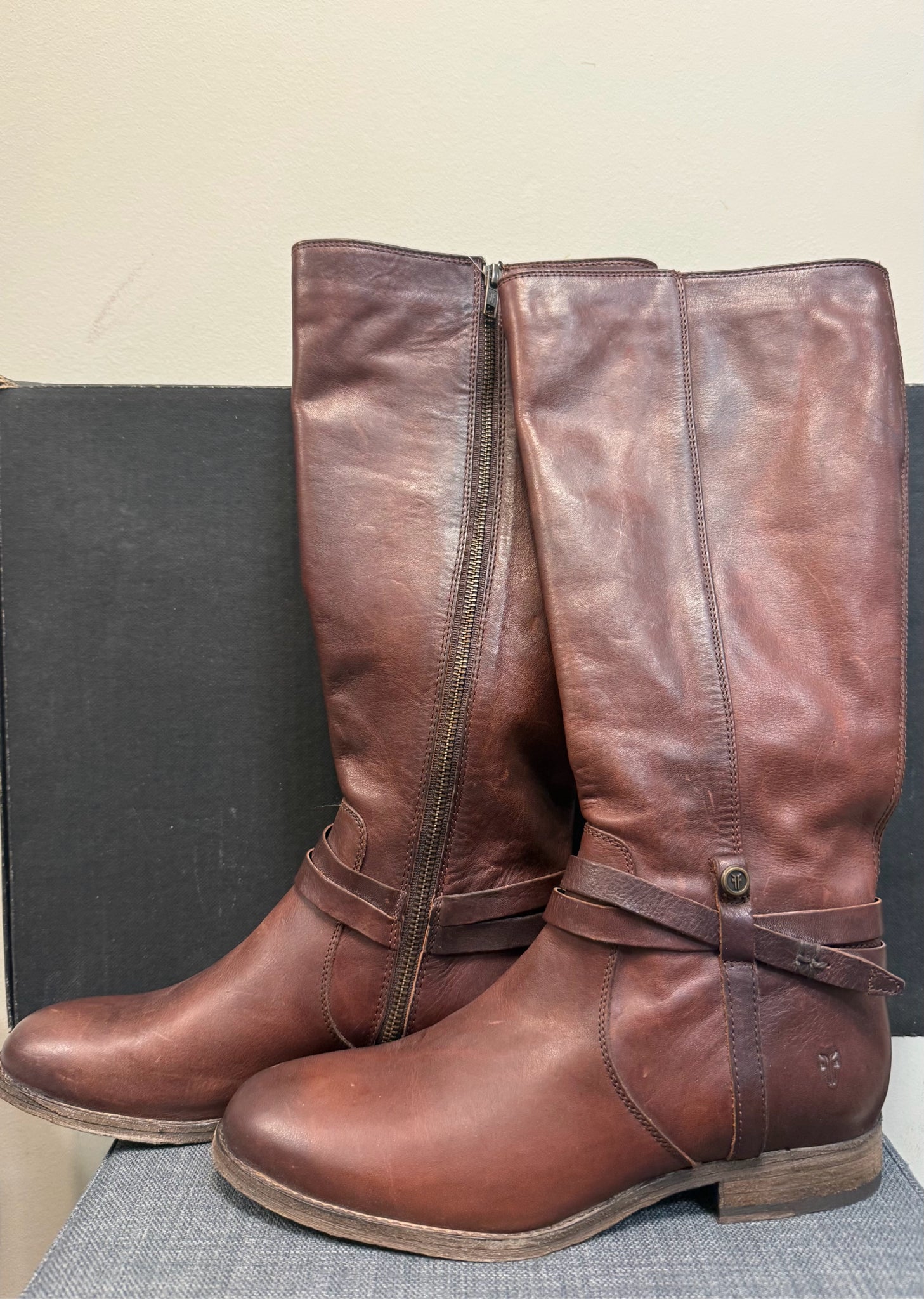 10 FRYE Brown Boots