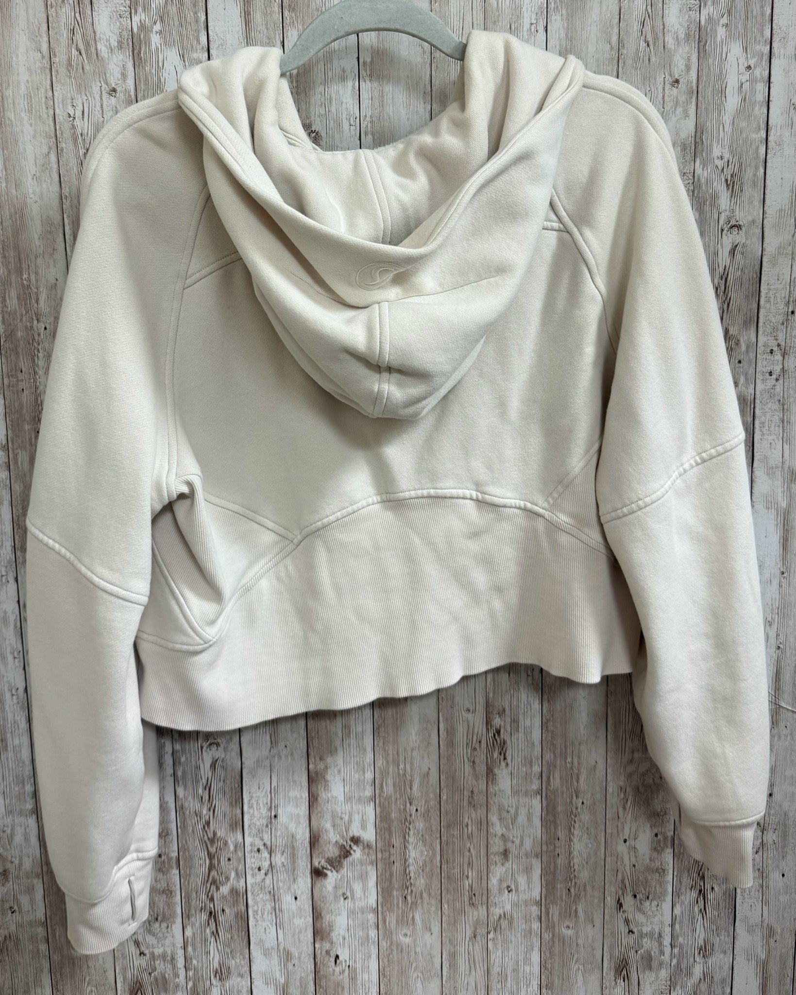 Size M LULULEMON Beige Hoodie