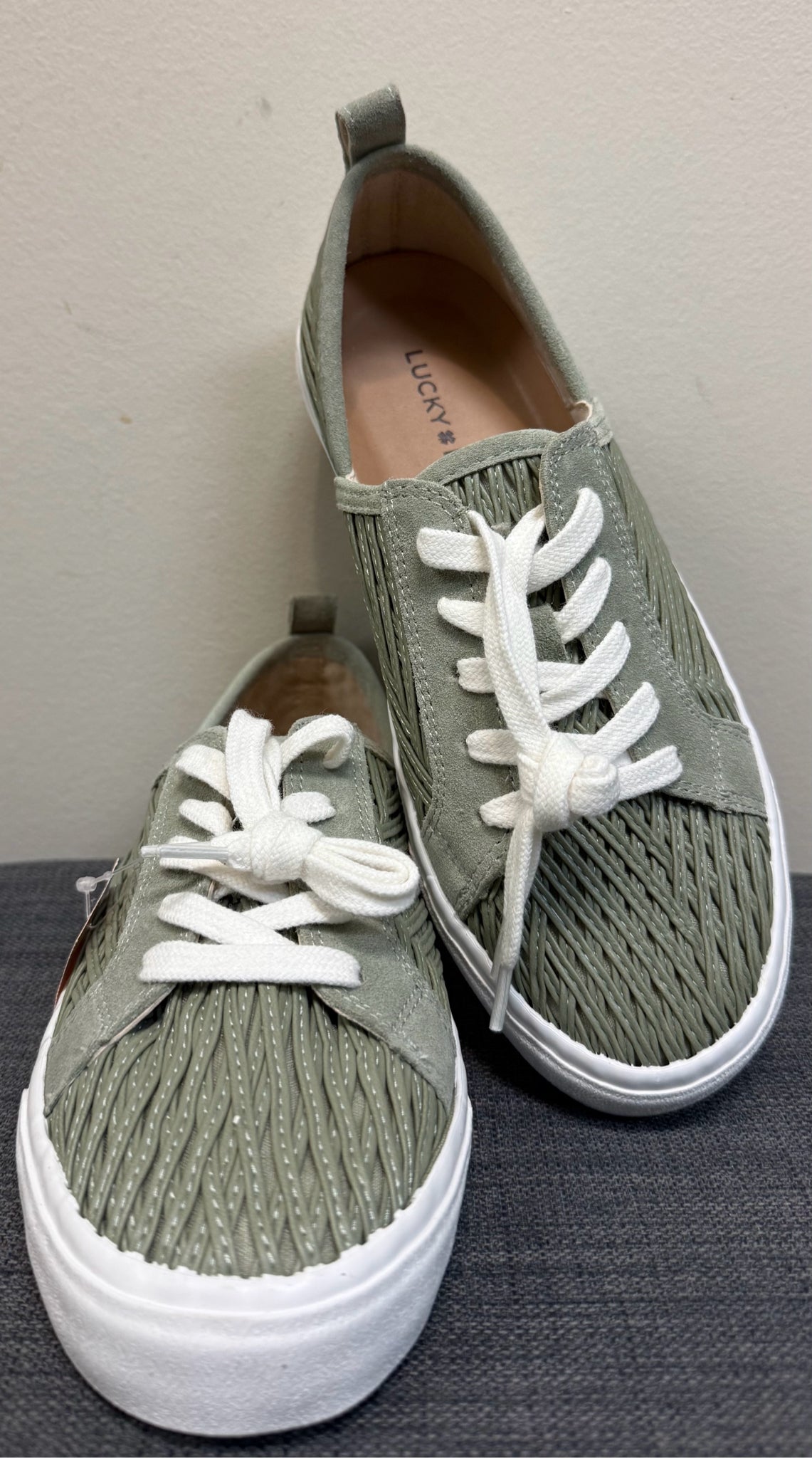 7.5 LUCKY BRAND SAGE SHOES